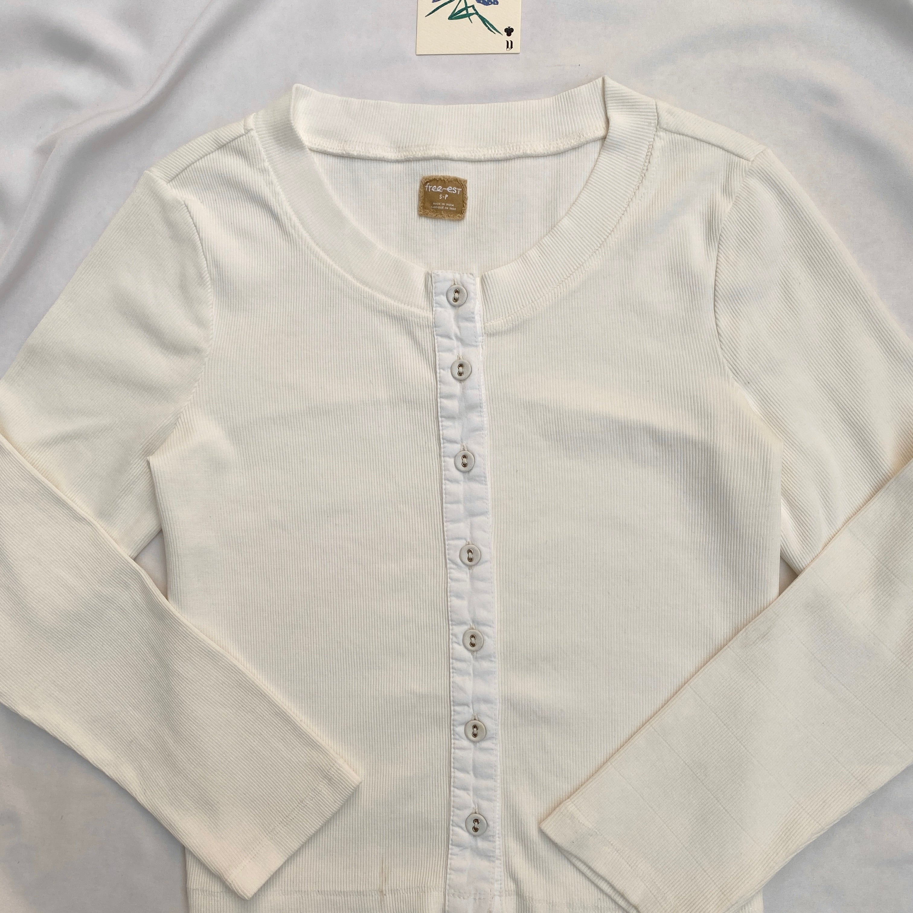 WHITE TOP FROM FREE PEOPLE (Bust : 34-38, Upper Waist : 28-36)