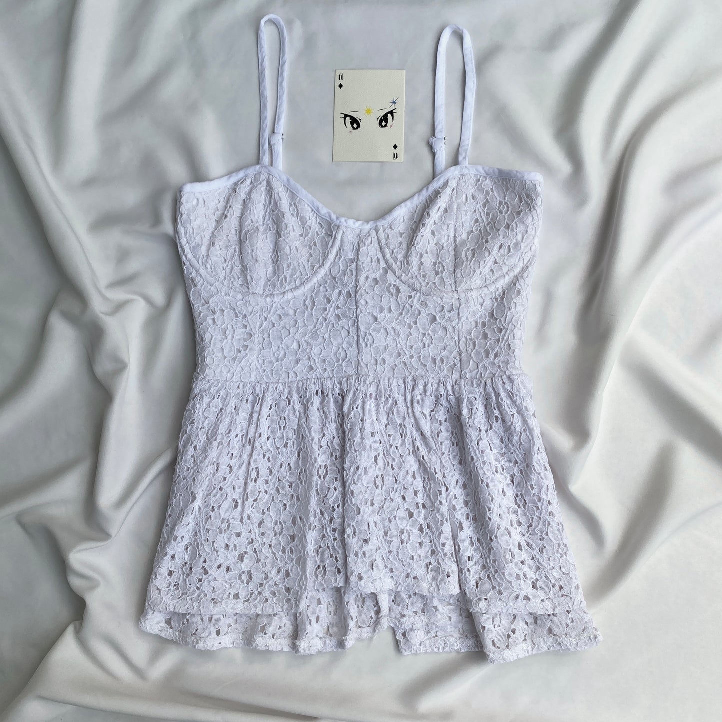 WHITE LACE TOP (Bust : 30-34, Upper Waist : 26-29)