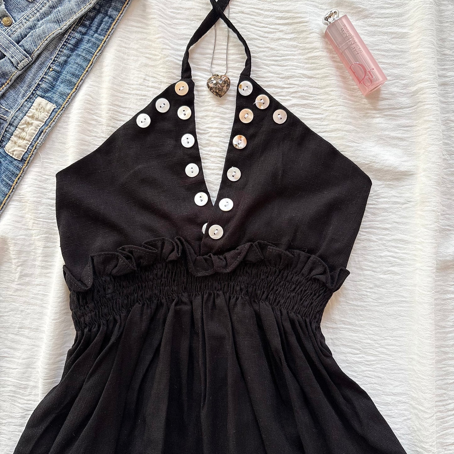 BUTTON TOP IN BLACK (Bust : 28-34, Upper Waist : 24-28)