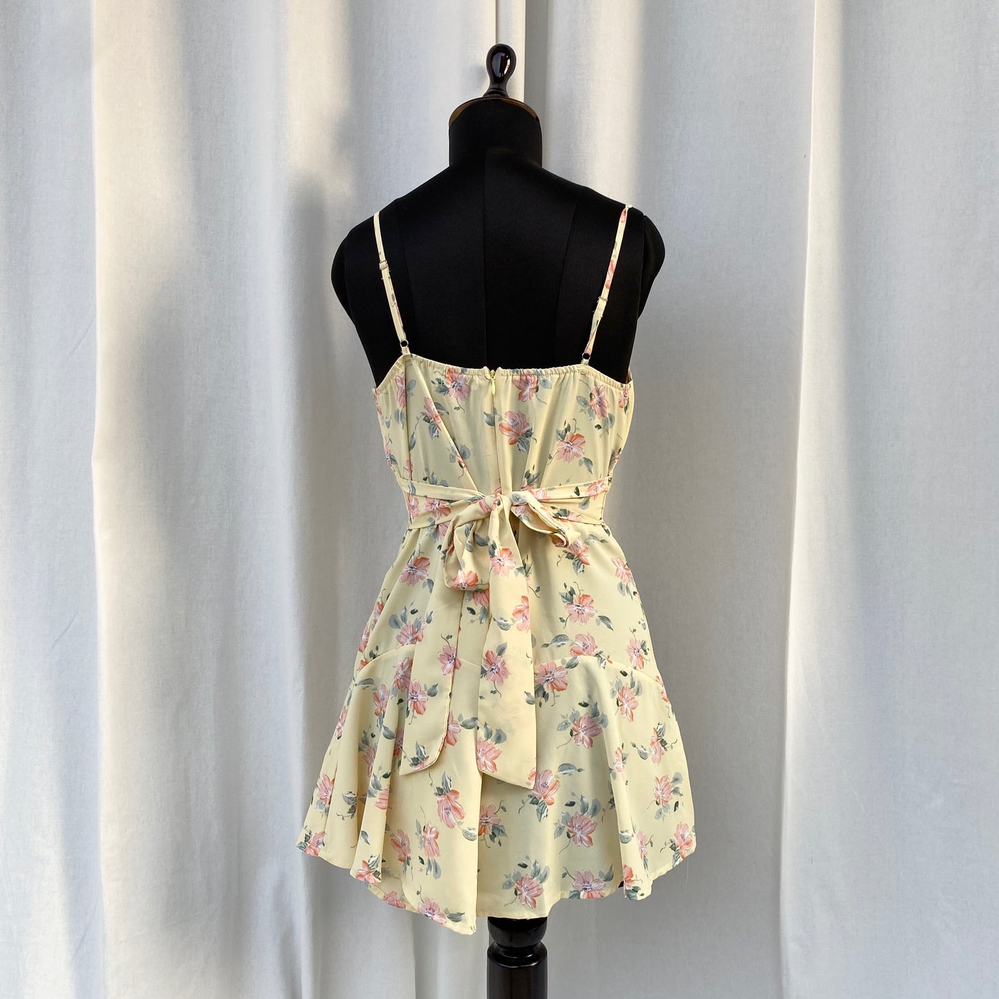 YELLOW FLORAL DRESS (Bust : 30-34, Upper Waist : 26-32)