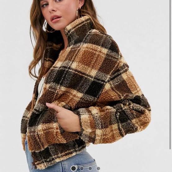 TEDDY JACKET FROM URBAN OUTFITTERS (Fits S/M)