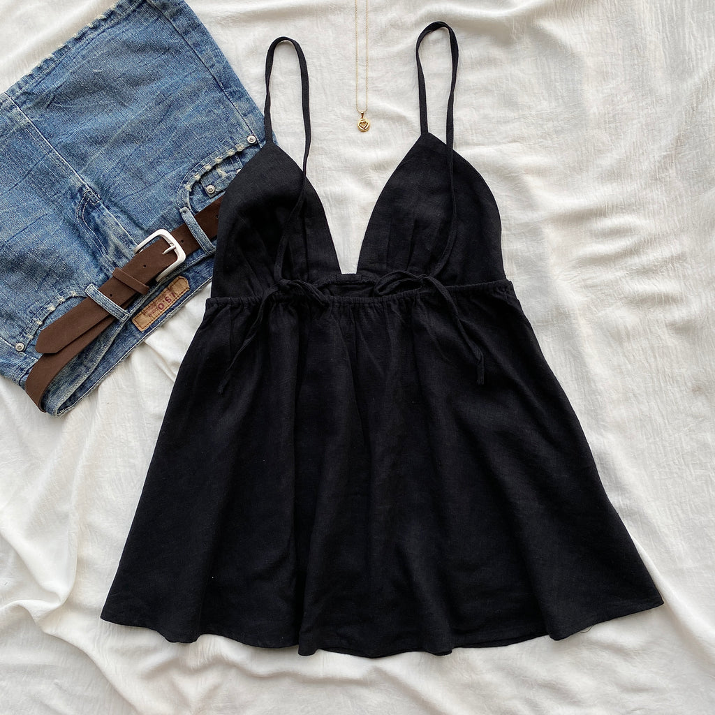BLACK BABYDOLL TOP FROM FREE PEOPLE (Sizes available)