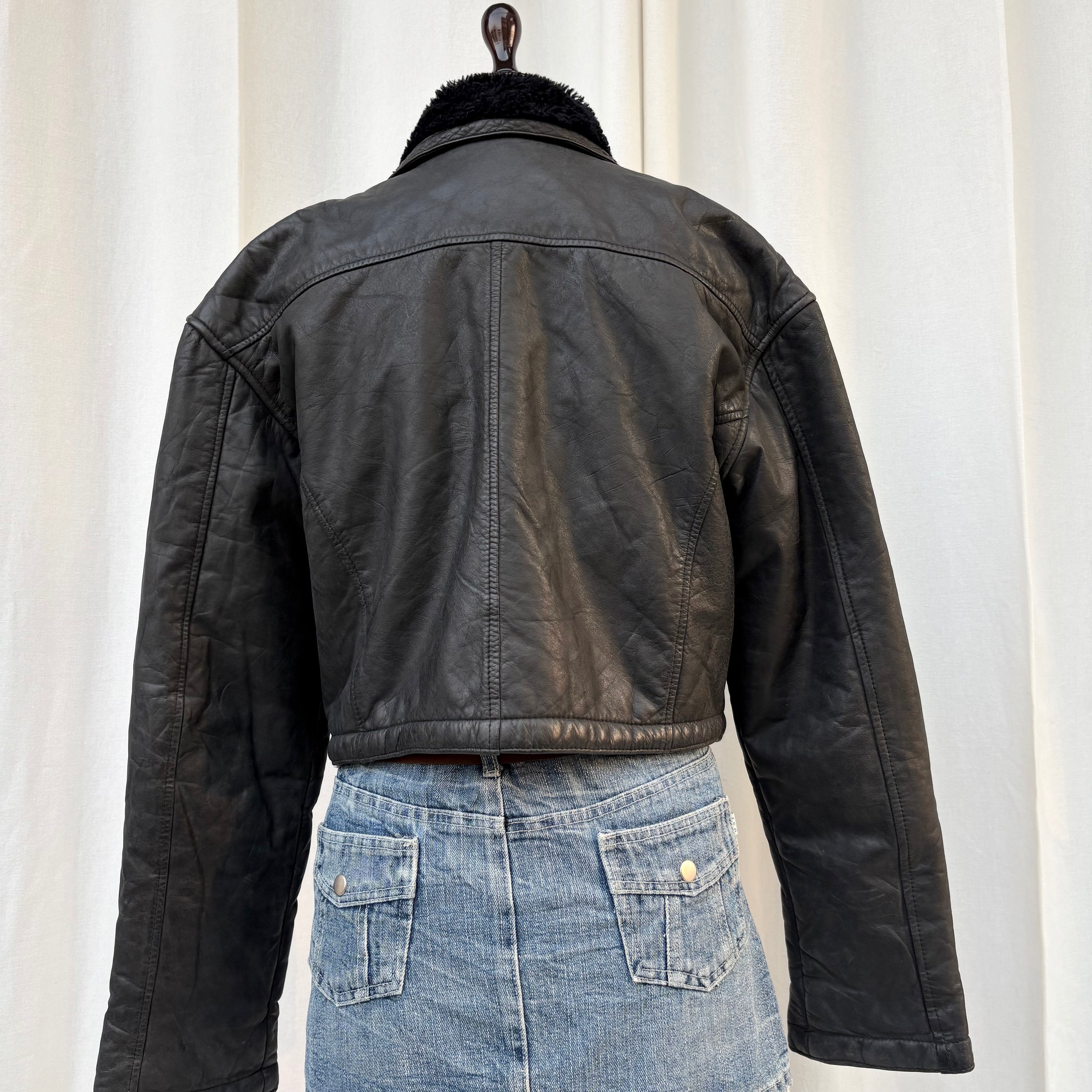 BLACK LEATHER JACKET WITH FURR (Fits M/L)