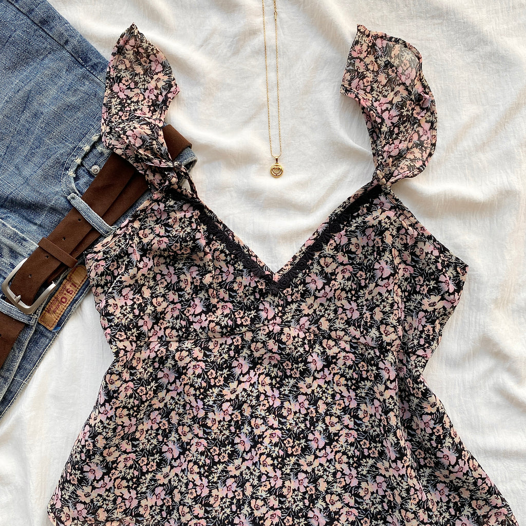 DITSY FLORAL TOP (Sizes available)