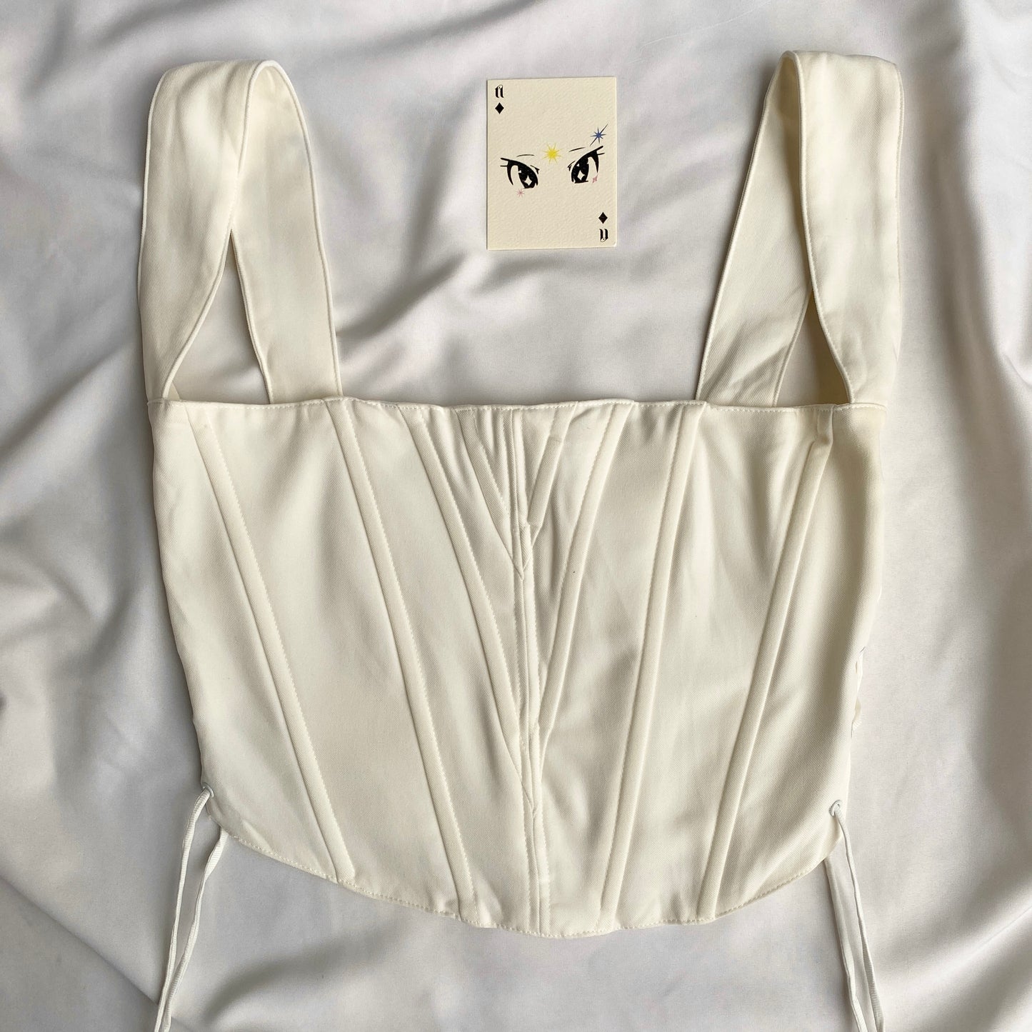 WHITE CORSET WITH ADJUSTABLE SIDES (Bust : 30-34, Upper Waist : 24-26)