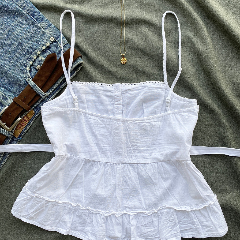 WHITE BUTTON DOWN TOP (Bust : 34-36, Upper Waist : 28-30)