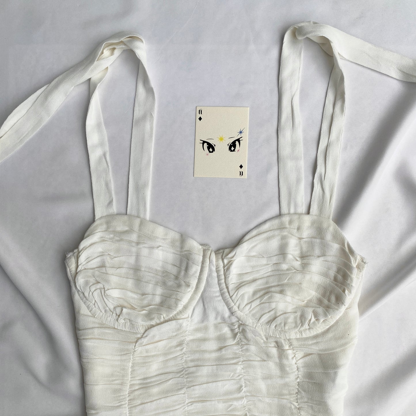 WHITE TOP FROM GLASSONS (Bust : 34-36, Upper Waist : 28-32)