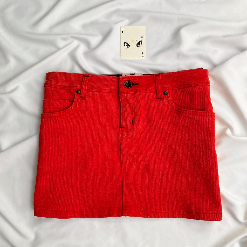 RED DENIM SKIRT (Waist : 32-34)