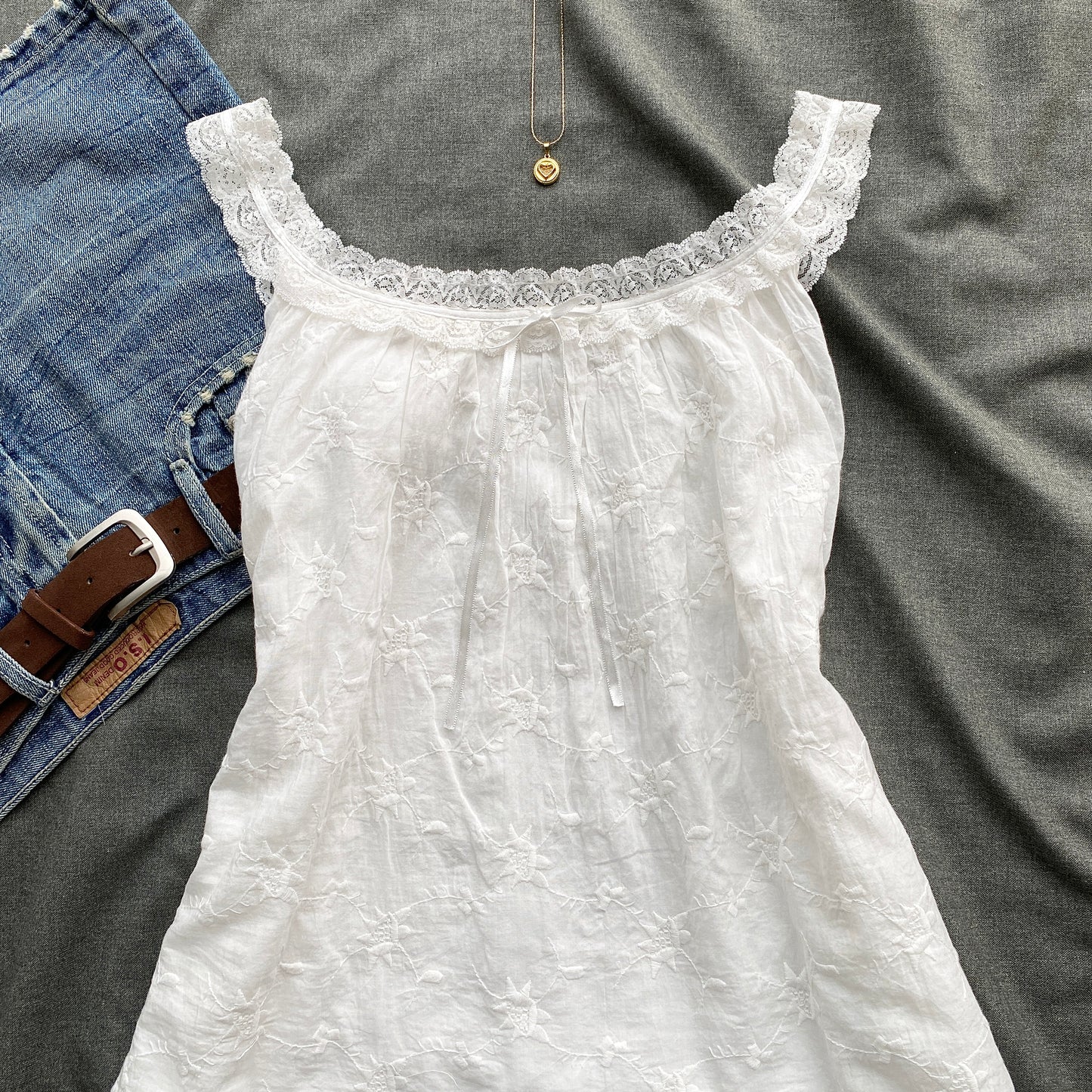 WHITE FAIRY TOP (Bust : 34-36, Upper Waist : 26-32)