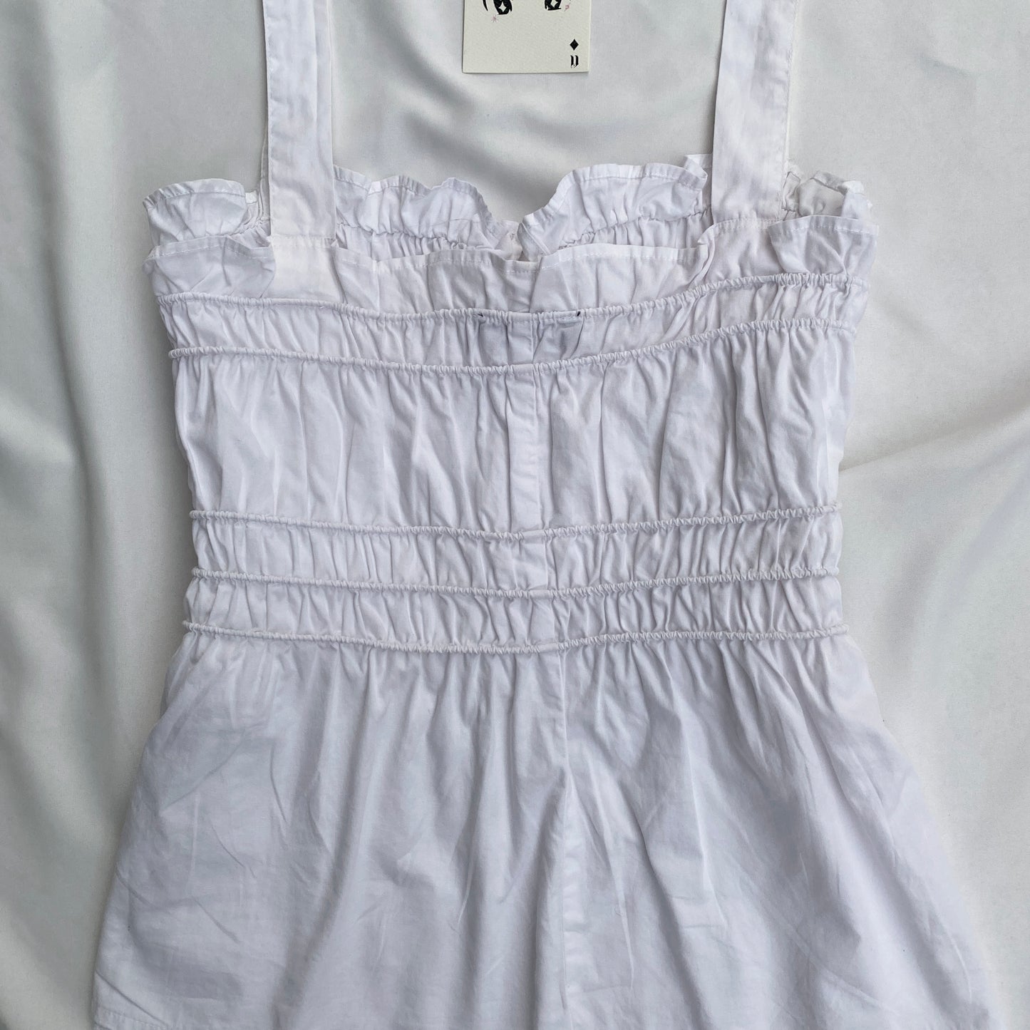 WHITE TOP (Bust : 34-38, Upper Waist : 28-34)