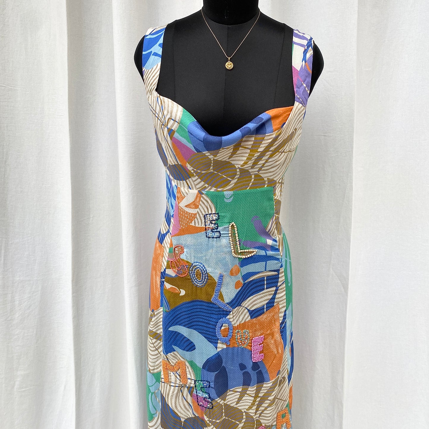 BEADED DRESS FROM ANTHROPOLOGY (Bust : 32-34, Upper Waist : 26-32)