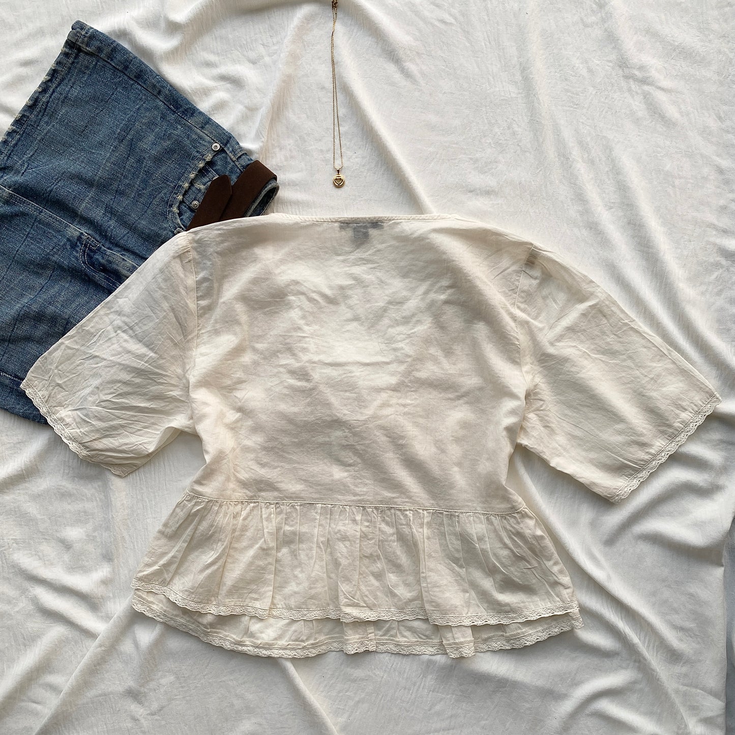 OFF WHITE BLOUSE FROM AMERICAN EAGLE (Multiple sizes available)