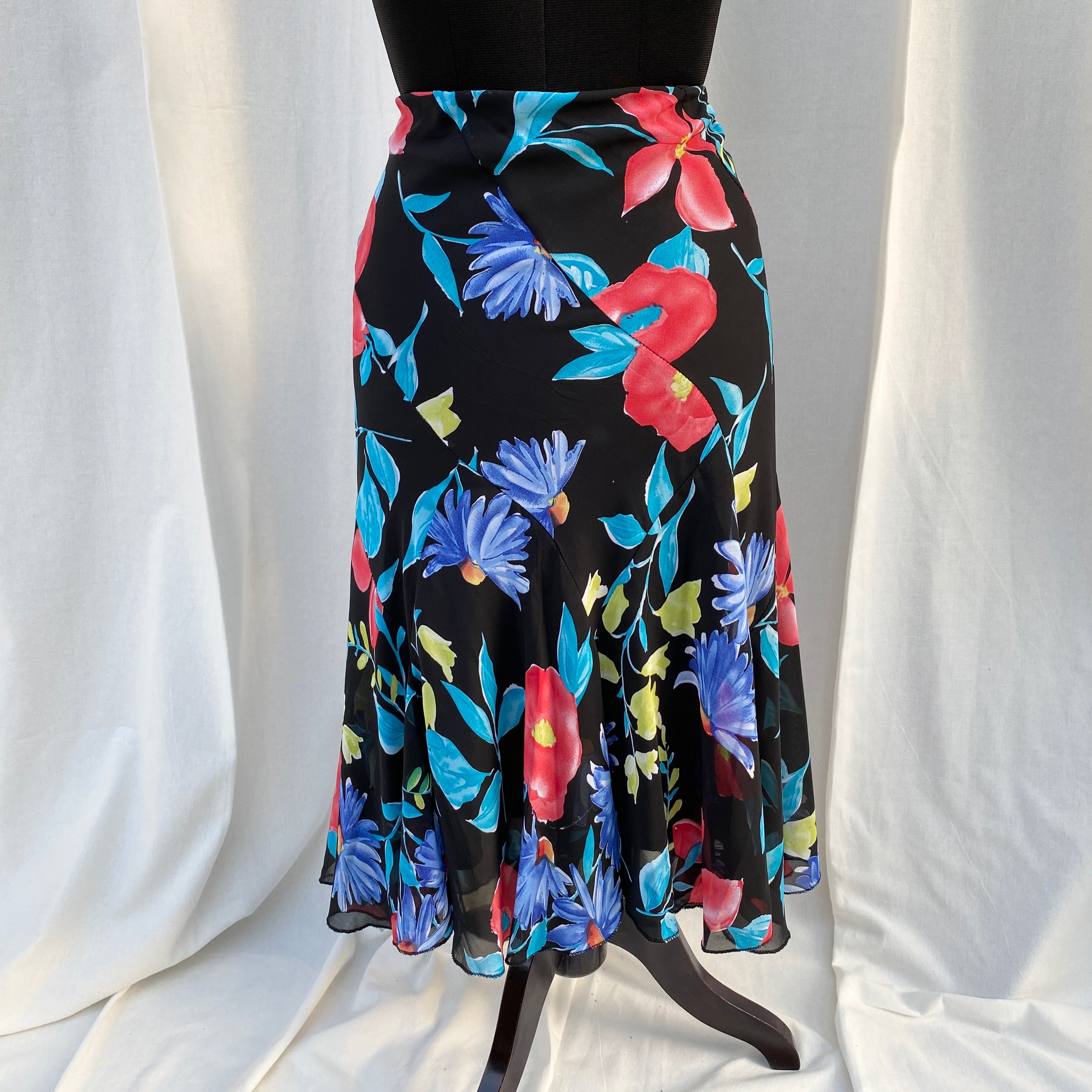 FLORAL SKIRT (Waist : 30-36)