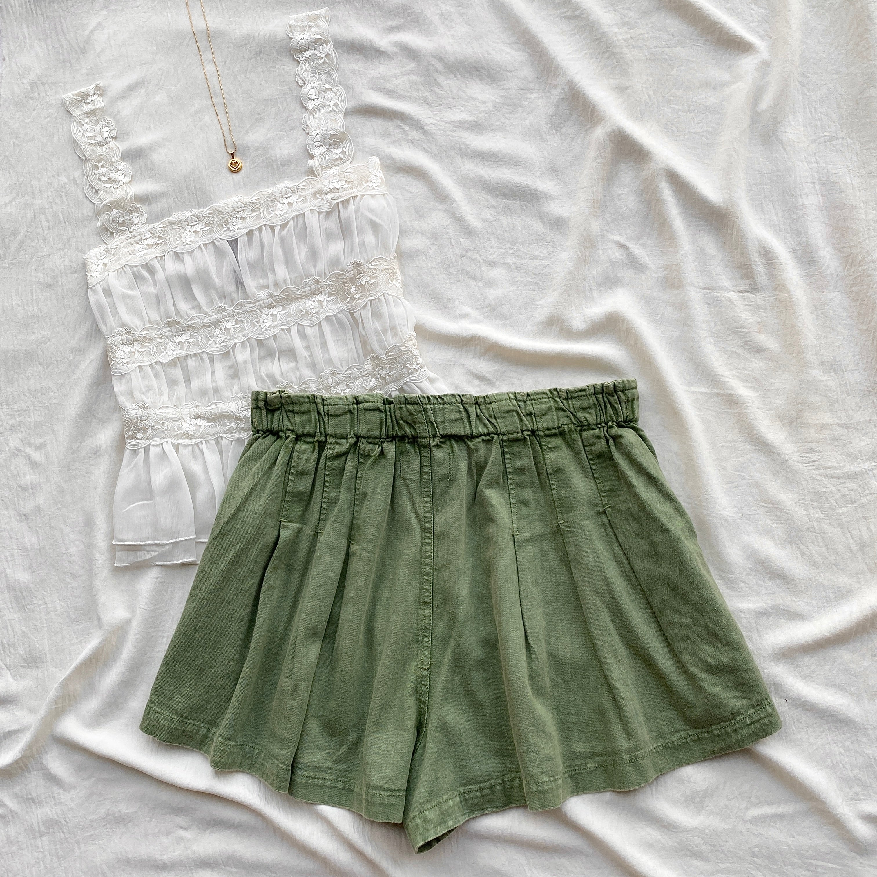 GREEN DENIM SHORTS FROM FREE PEOPLE (M)