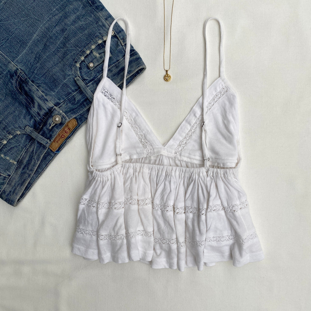 WHITE BABYDOLL TOP FROM URBAN OUTFITTERS (Bust : 34-36, Upper Waist : 28-36)