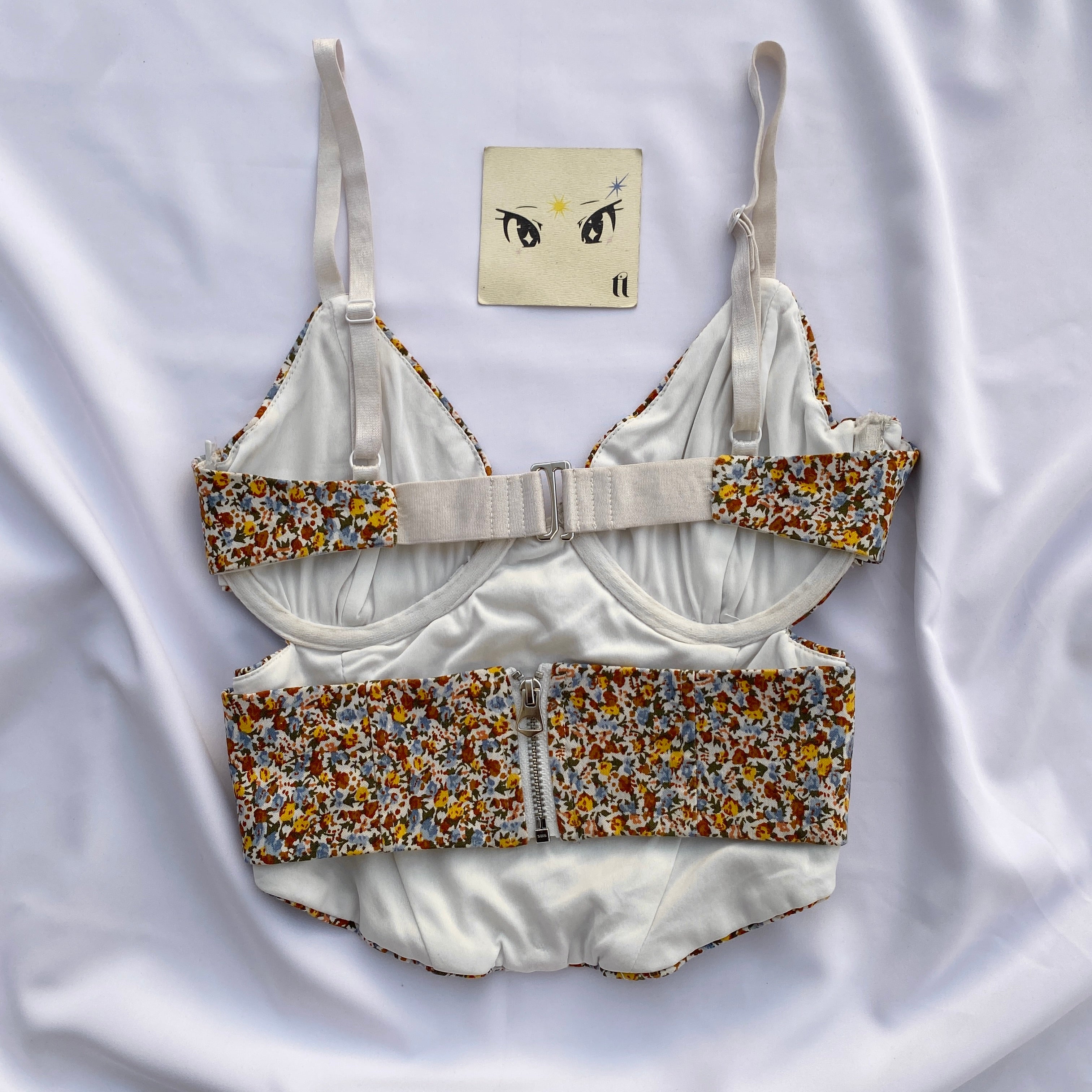 FLORAL CORSET FROM GARAGE (Bust : 30-34, Upper Waist : 24-28)