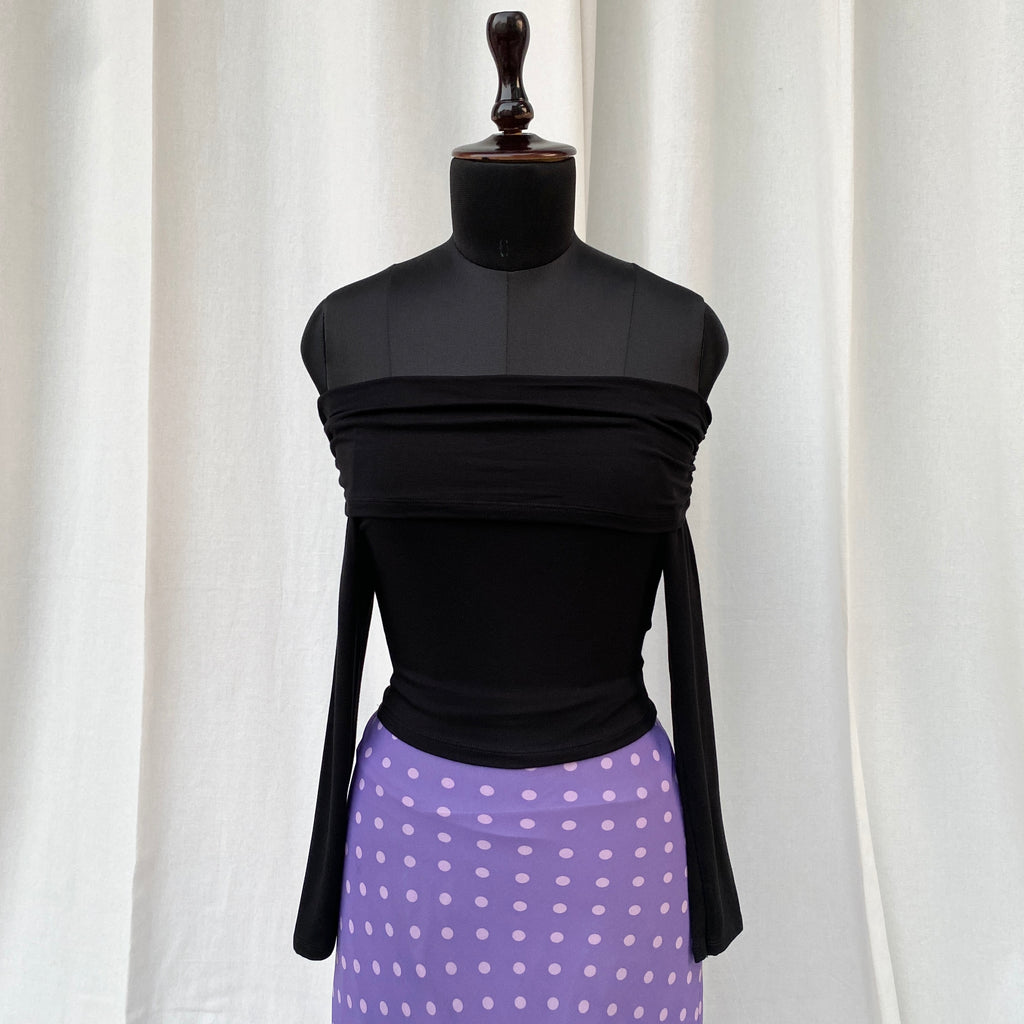 BLACK OFF SHOULDER TOP (Bust : 30-34, Upper Waist : 22-28)