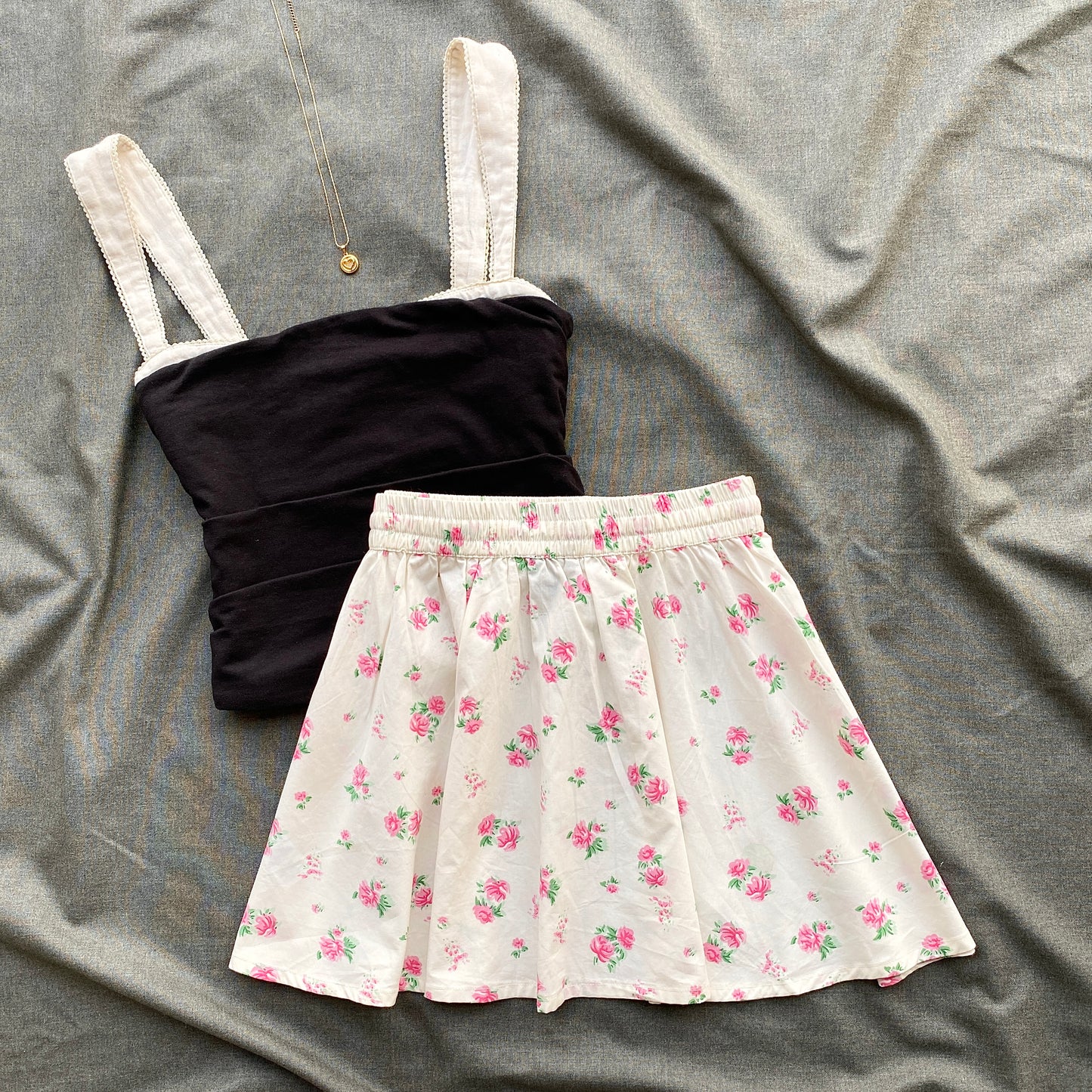 FLORA SKIRT (Waist : 28-32)