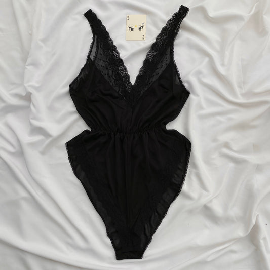 BLACK LACE BODYSUIT (Bust : 30-34, Upper Waist : 24-28)