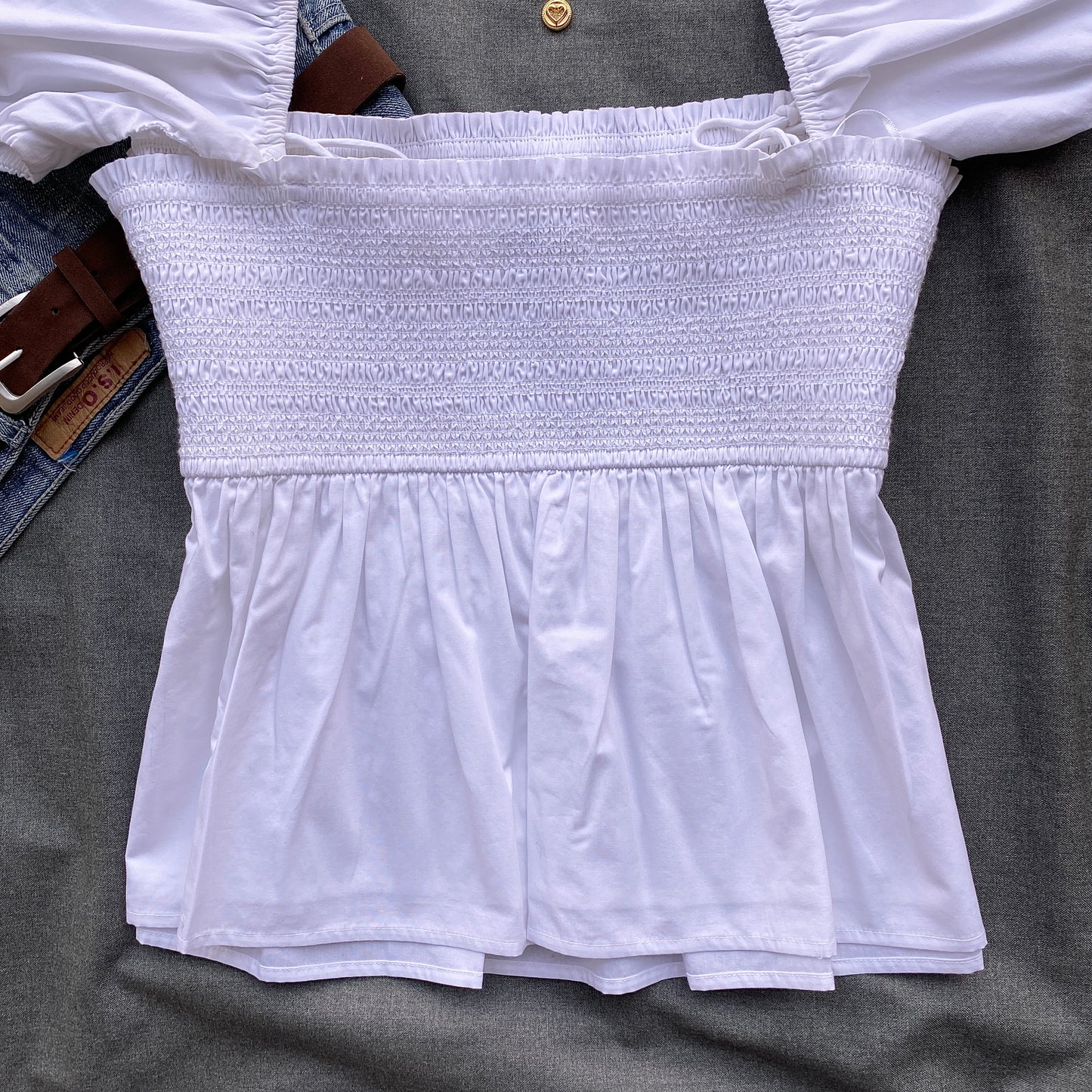 WHITE TOP FROM ABERCROMBIE AND FITCH (Two sizes)