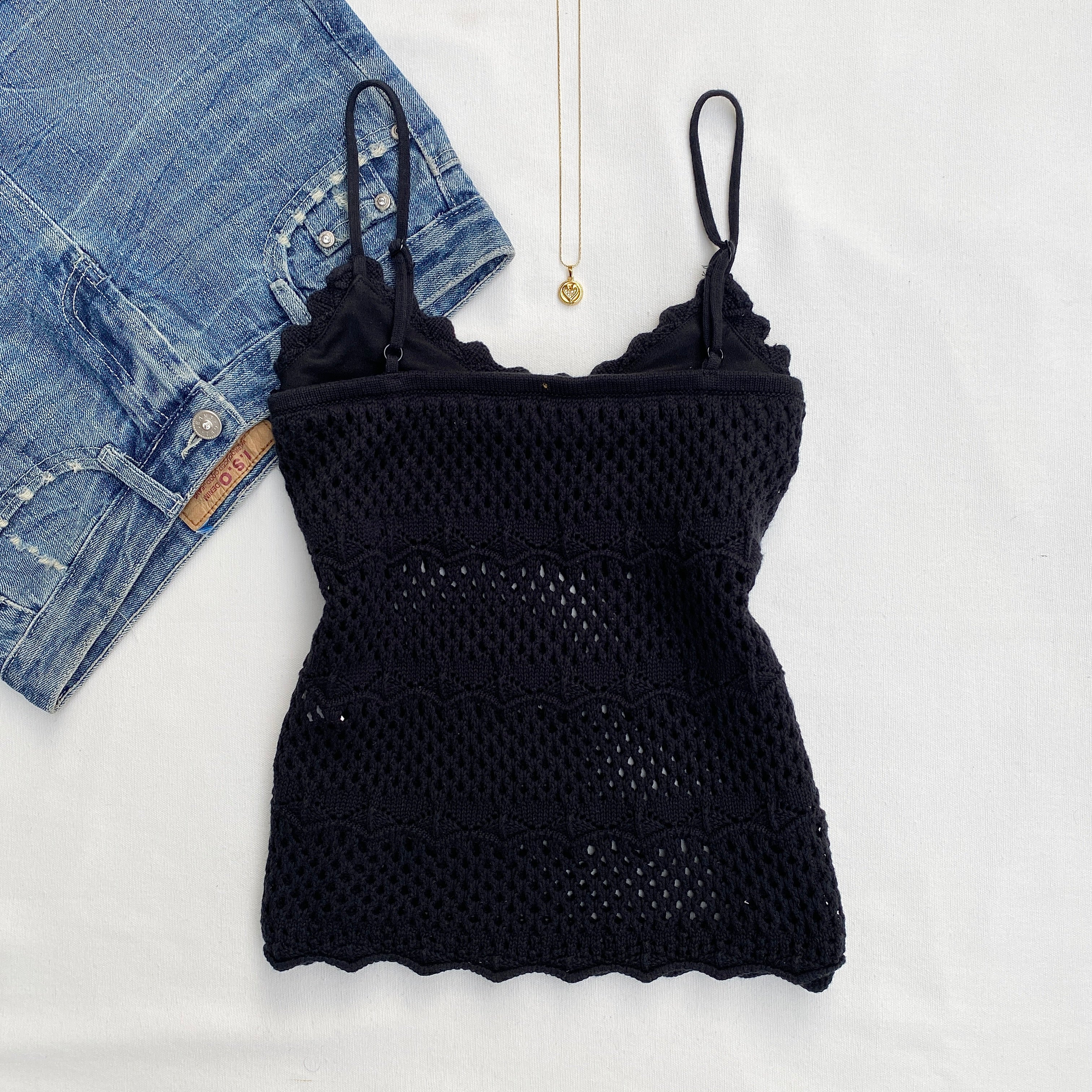 BLACK CROCHET TOP FROM ABERCROMBIE AND FITCH (Bust : 30-34, Upper Waist : 28-34)