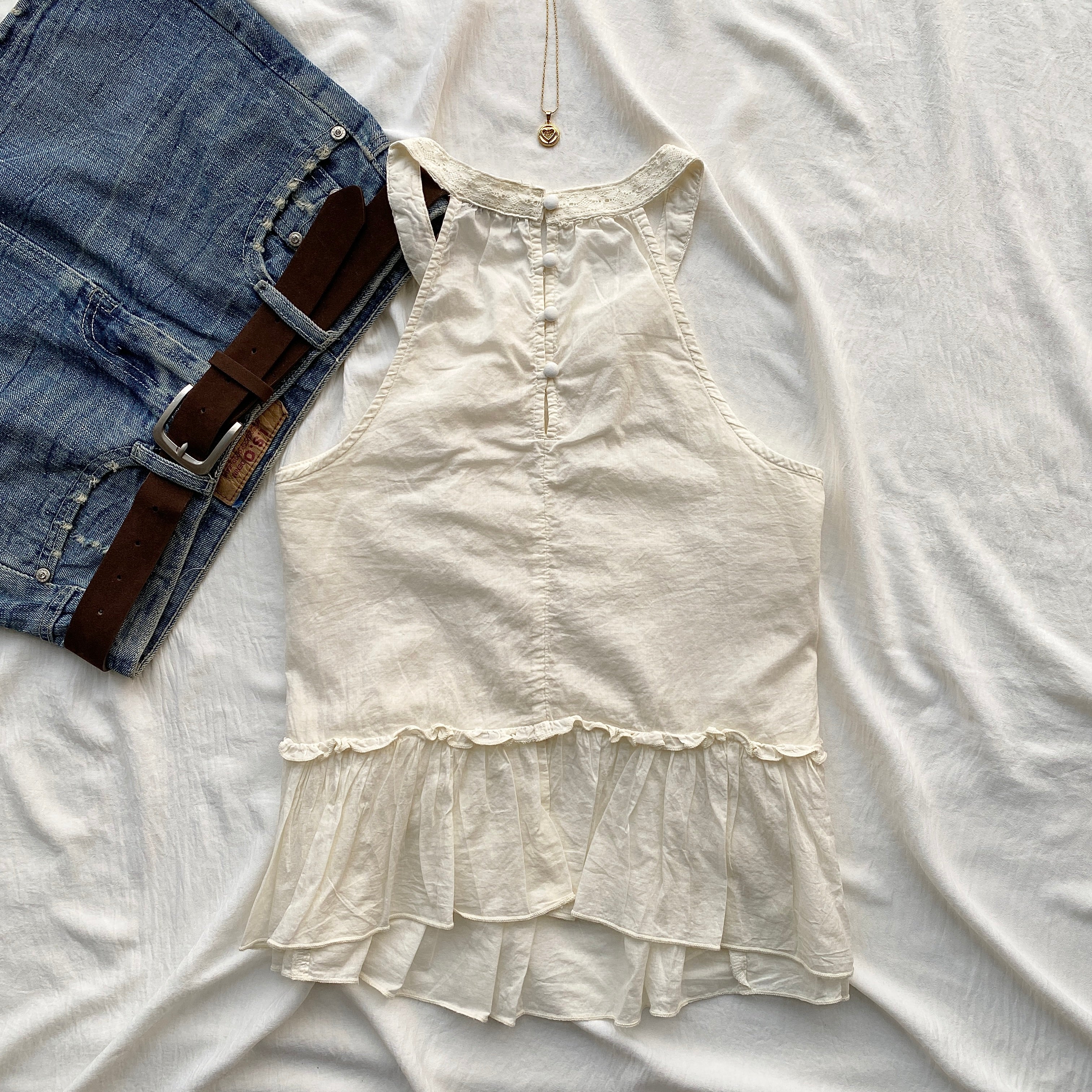 WHITE MOCK NECK EYELET TOP (Bust : 32-34, Upper Waist : 26-34)