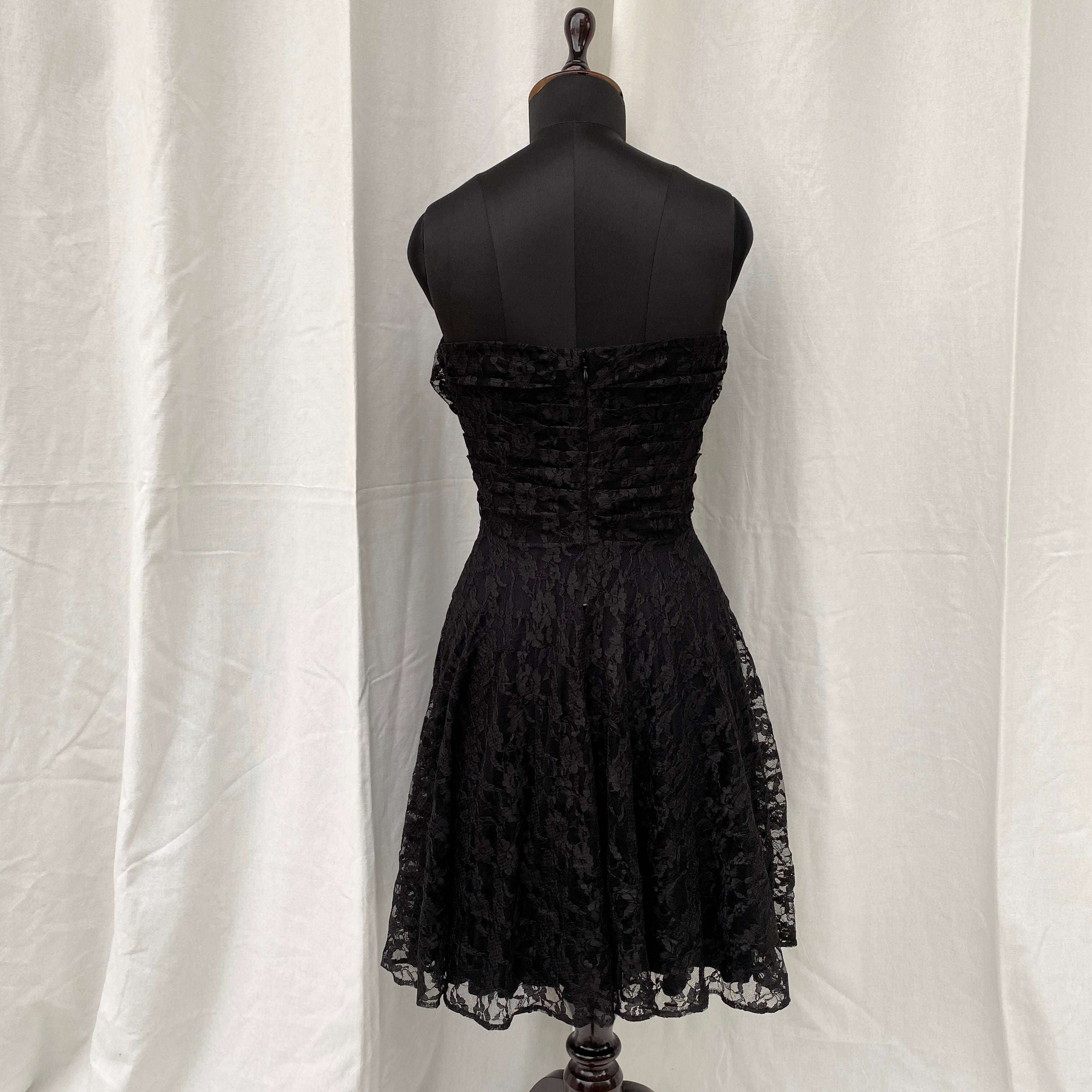 BLACK LACE DRESS (Bust : 30-34, Upper Waist : 28-32)