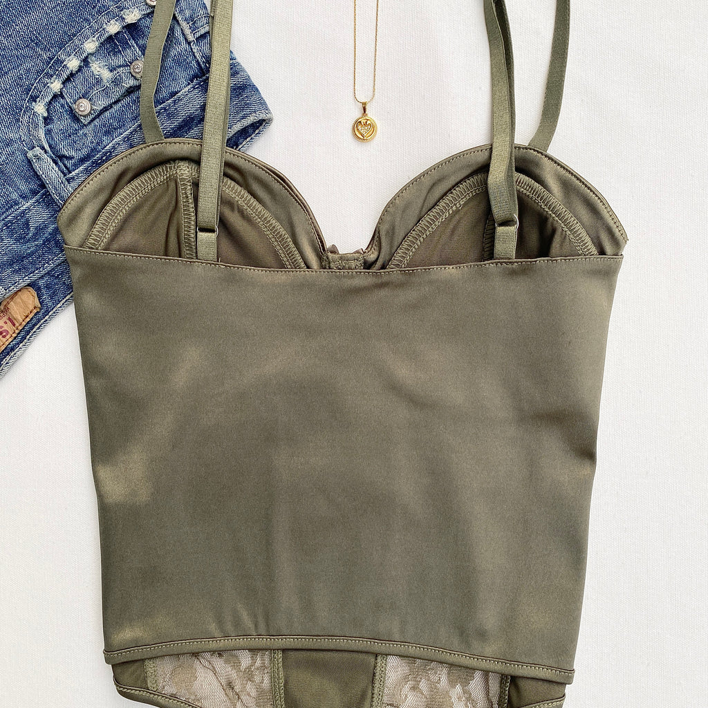 GREEN LACE AND SATIN CORSET FROM HM (Bust : 30-34, Upper Waist : 26-32)