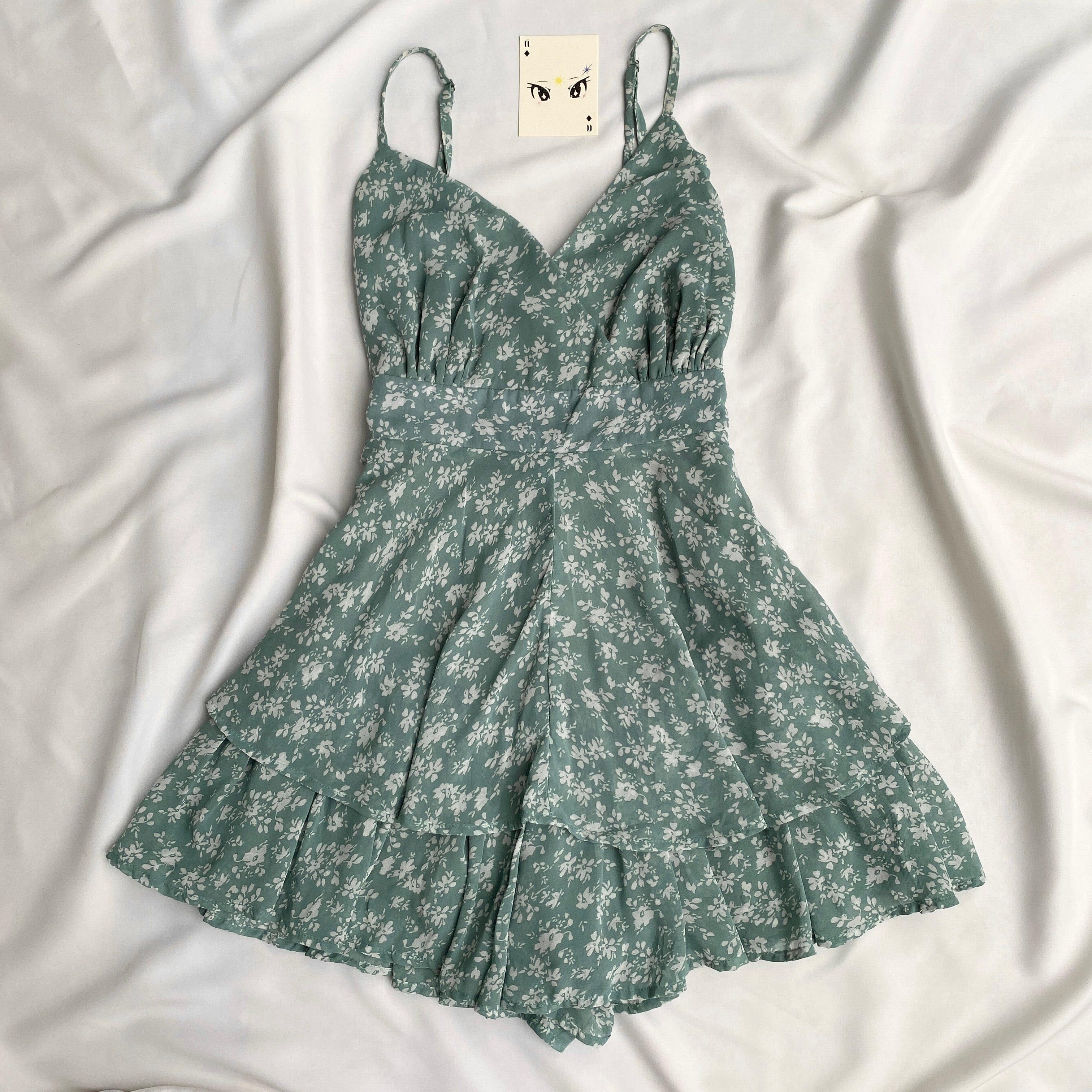 GREEN FLORAL PLAYSUIT  ( Bust : 30-34, Upper Waist : 24-28)