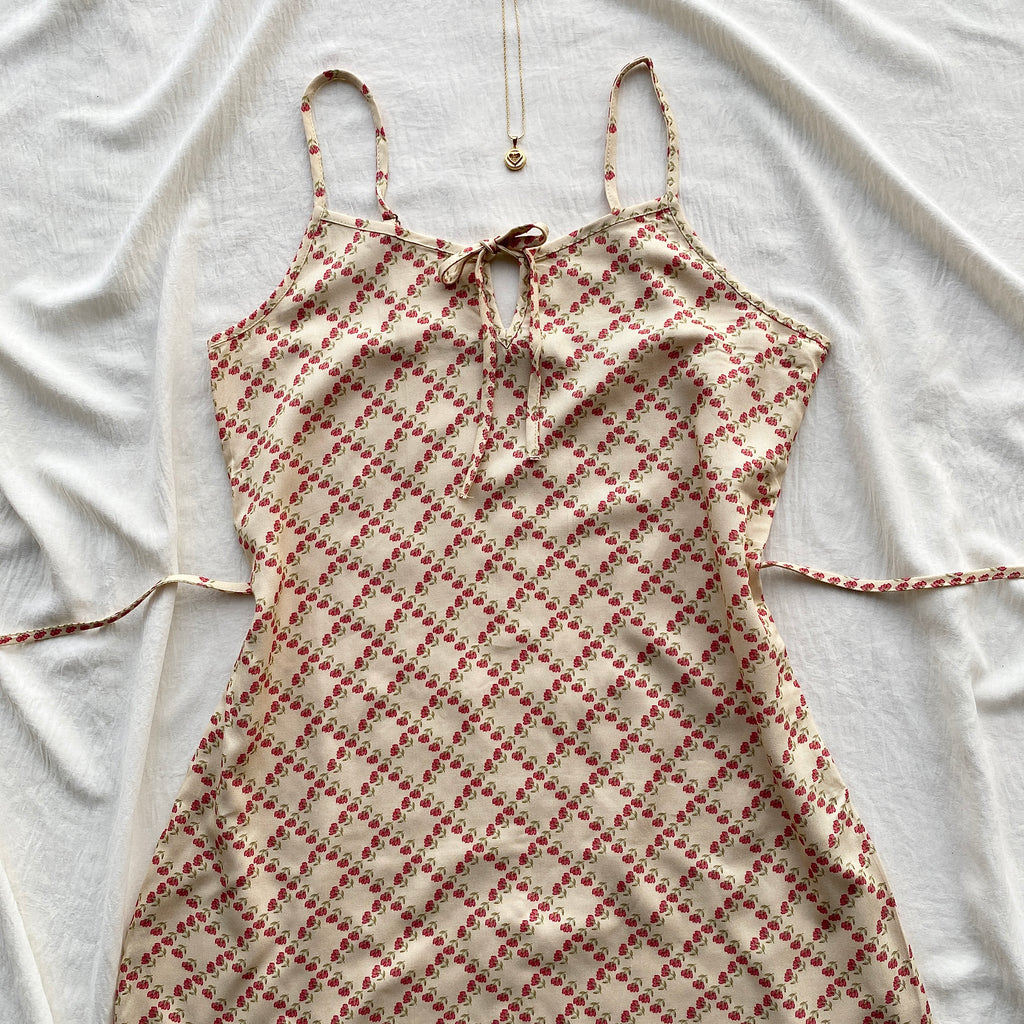 FLORAL DRESS IN PINK FROM COTTON ON (Sizes available)