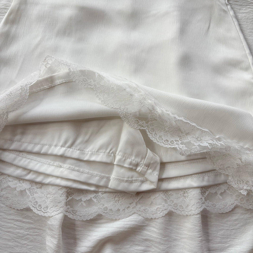 WHITE SKIRT WITH SHORTS (Three sizes available)