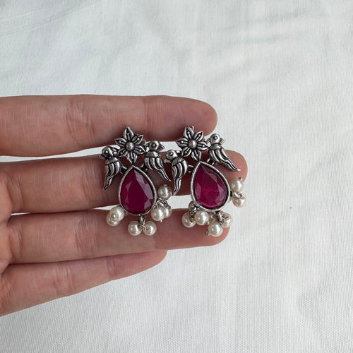 BIRD EARRING WITH STONE