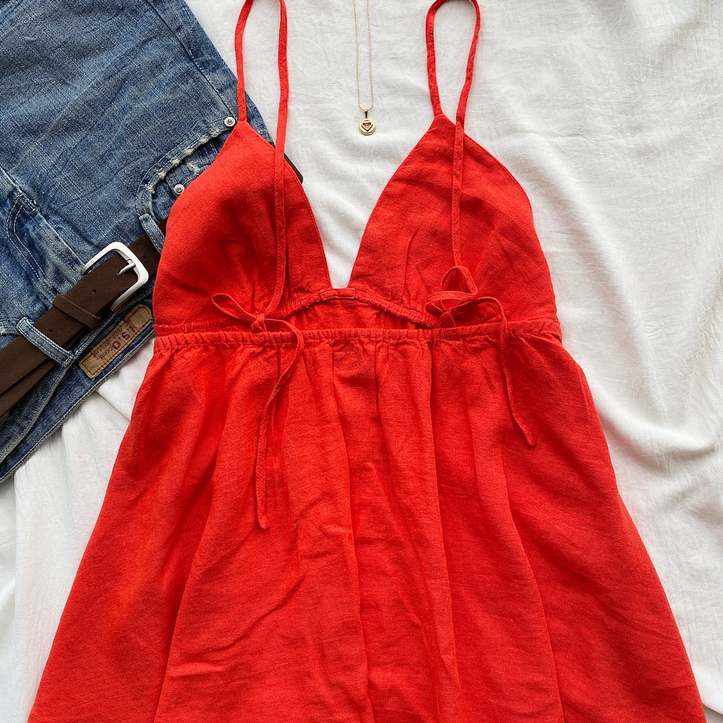 RED BABYDOLL TOP FROM FREE PEOPLE (Bust : 34-36, Upper Waist : 28-32)