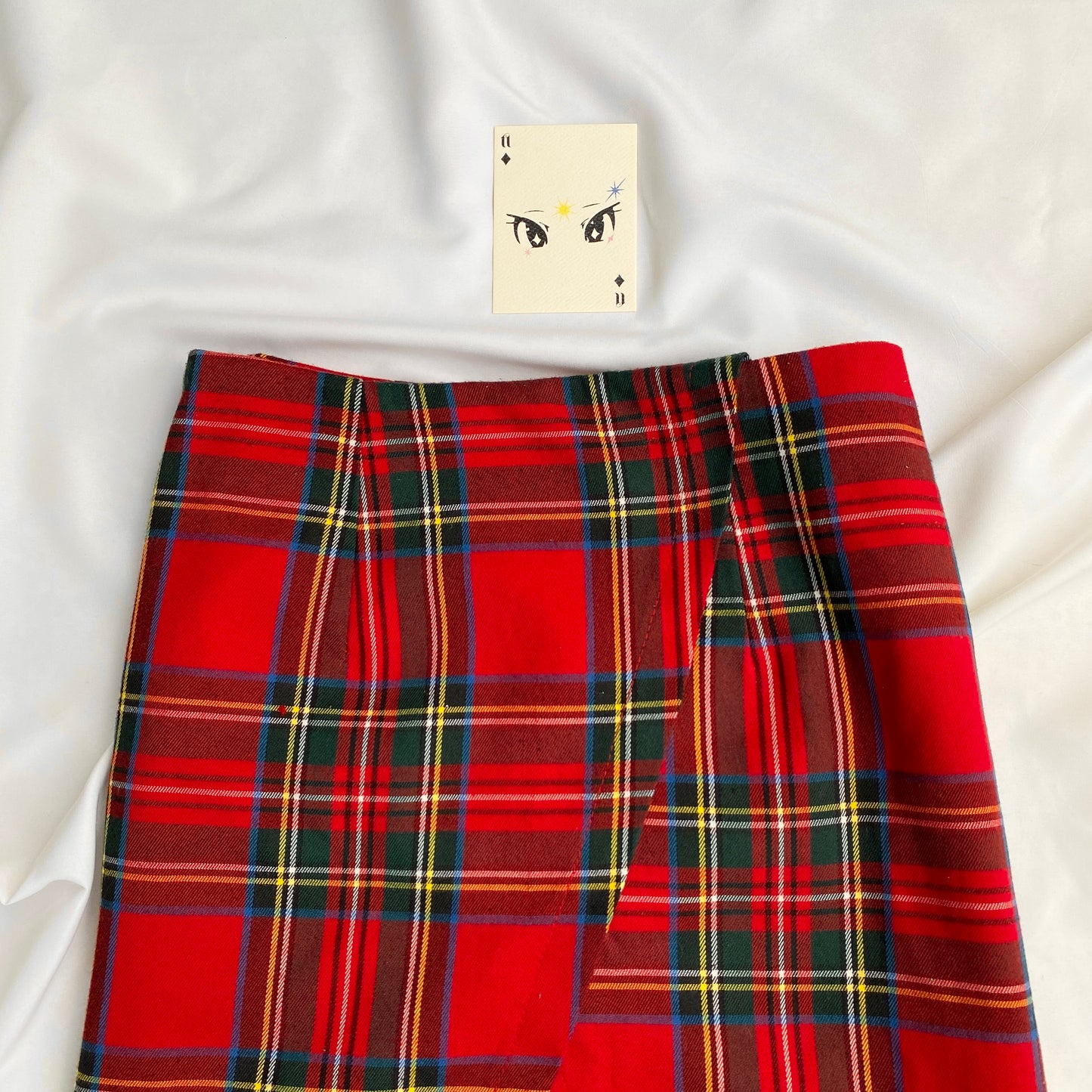 RED PLAID SKIRT (Waist : 24-26)