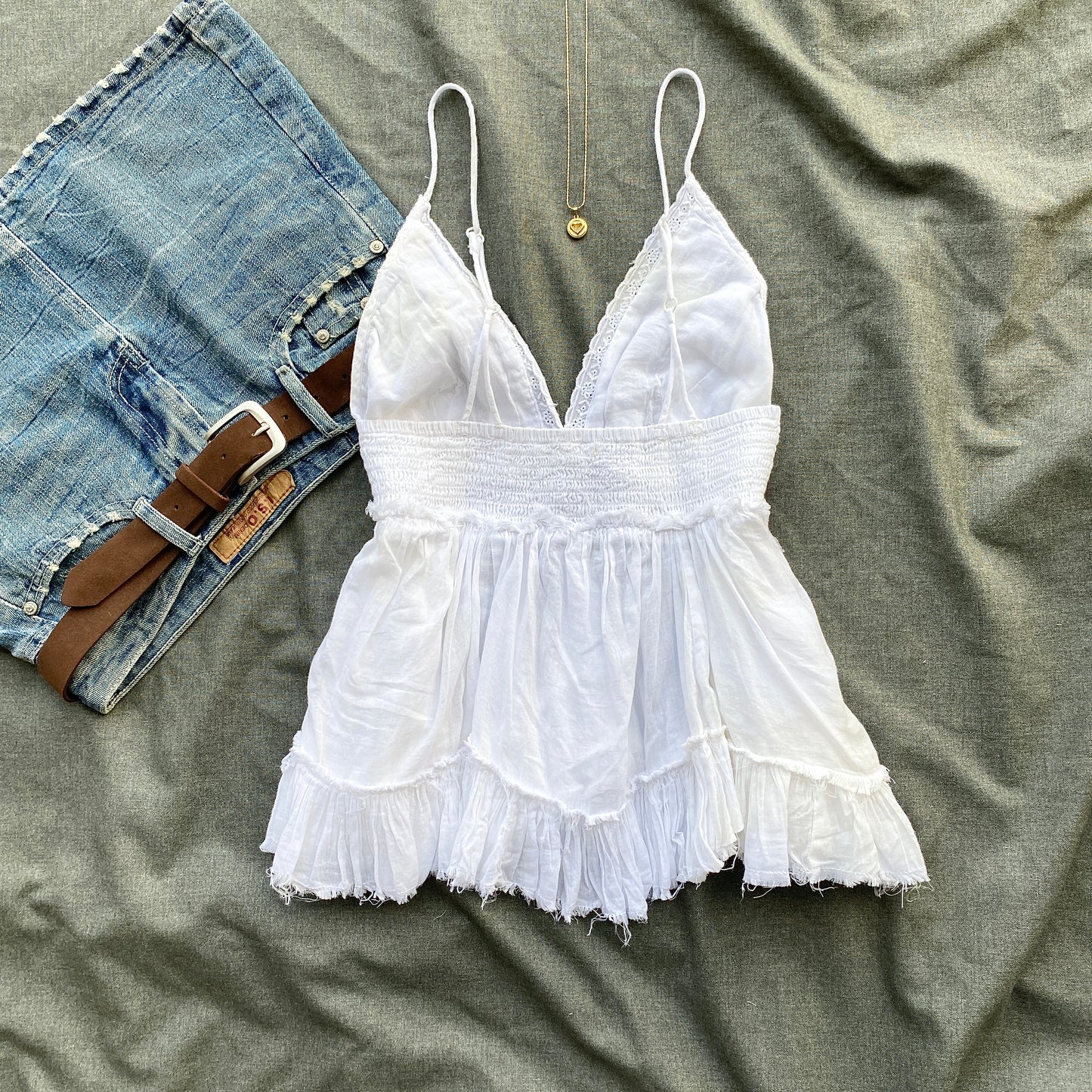 WHITE BABYDOLL TOP (Bust : 34-36, Upper Waist : 28-34)
