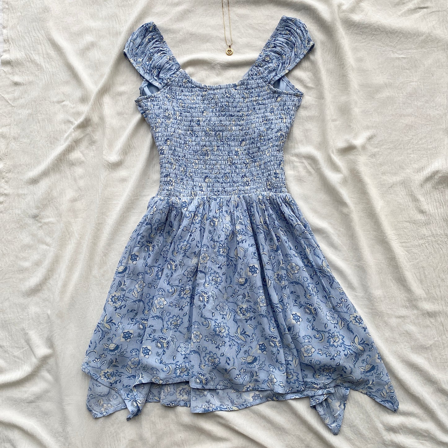 BLUE PAISLEY DRESS FROM HOLLISTER (Bust : 30-34, Upper Waist : 23-28)