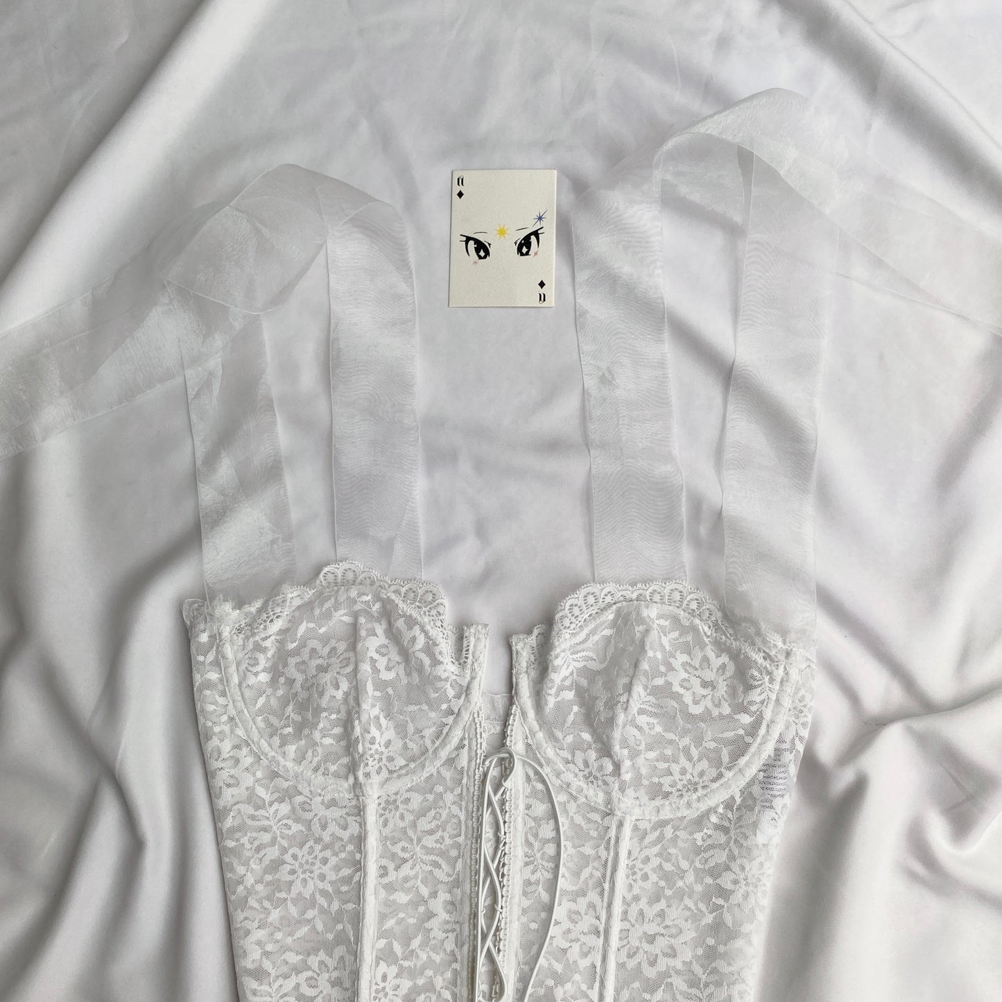 WHITE LACE CORSET (Bust : 32-34, Upper Waist : 26-32)
