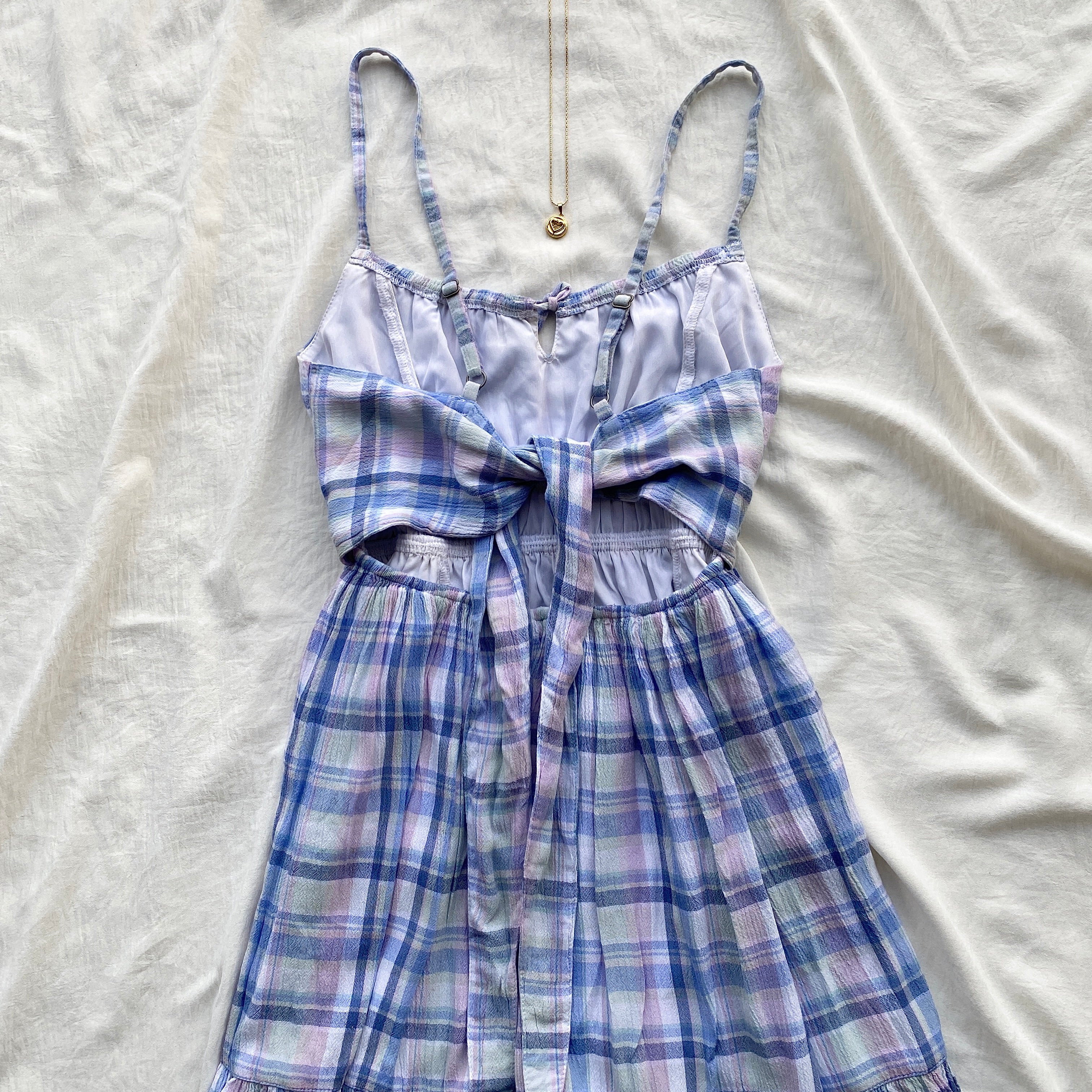 PLAID DRESS FROM HOLLISTER (Bust : 30-34, Upper Waist : 22-28)