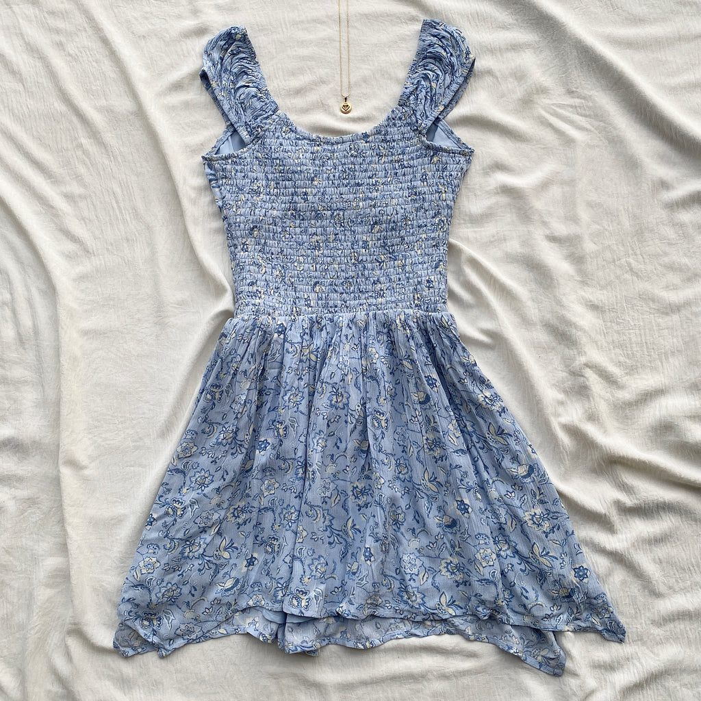 BLUE PAISLEY DRESS FROM HOLLISTER (Bust : 30-34, Upper Waist : 23-28)