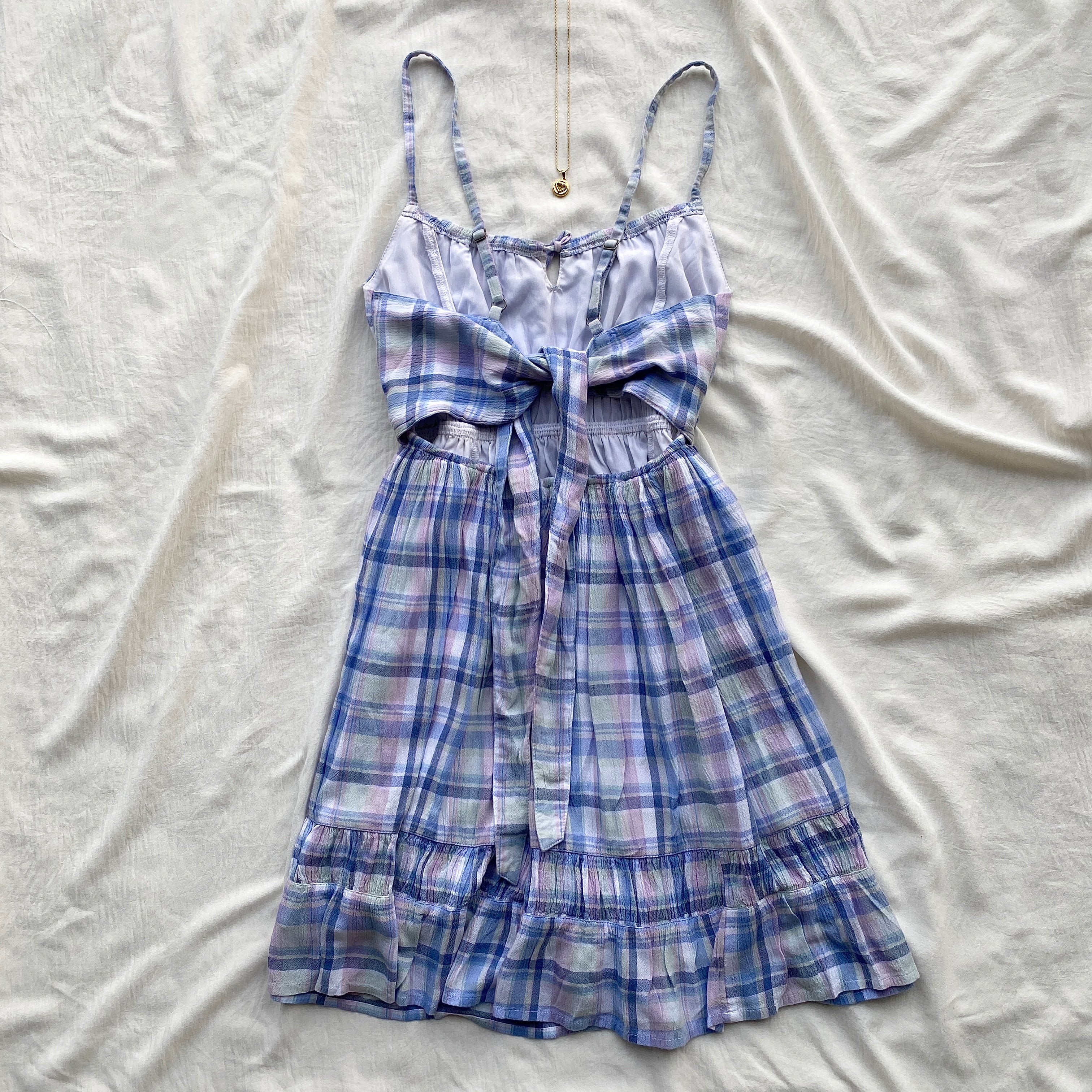 PLAID DRESS FROM HOLLISTER (Bust : 30-34, Upper Waist : 22-28)