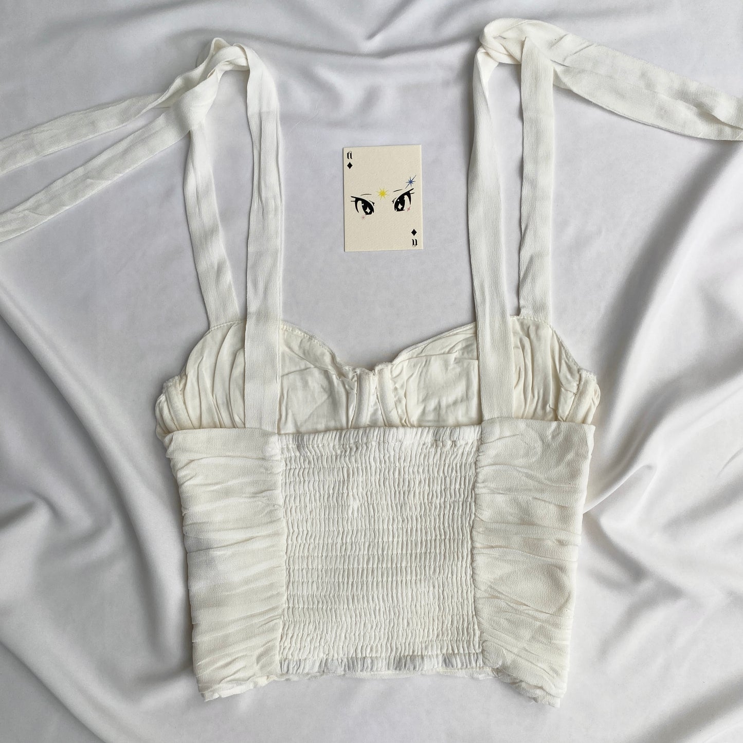 WHITE TOP FROM GLASSONS (Bust : 34-36, Upper Waist : 28-32)