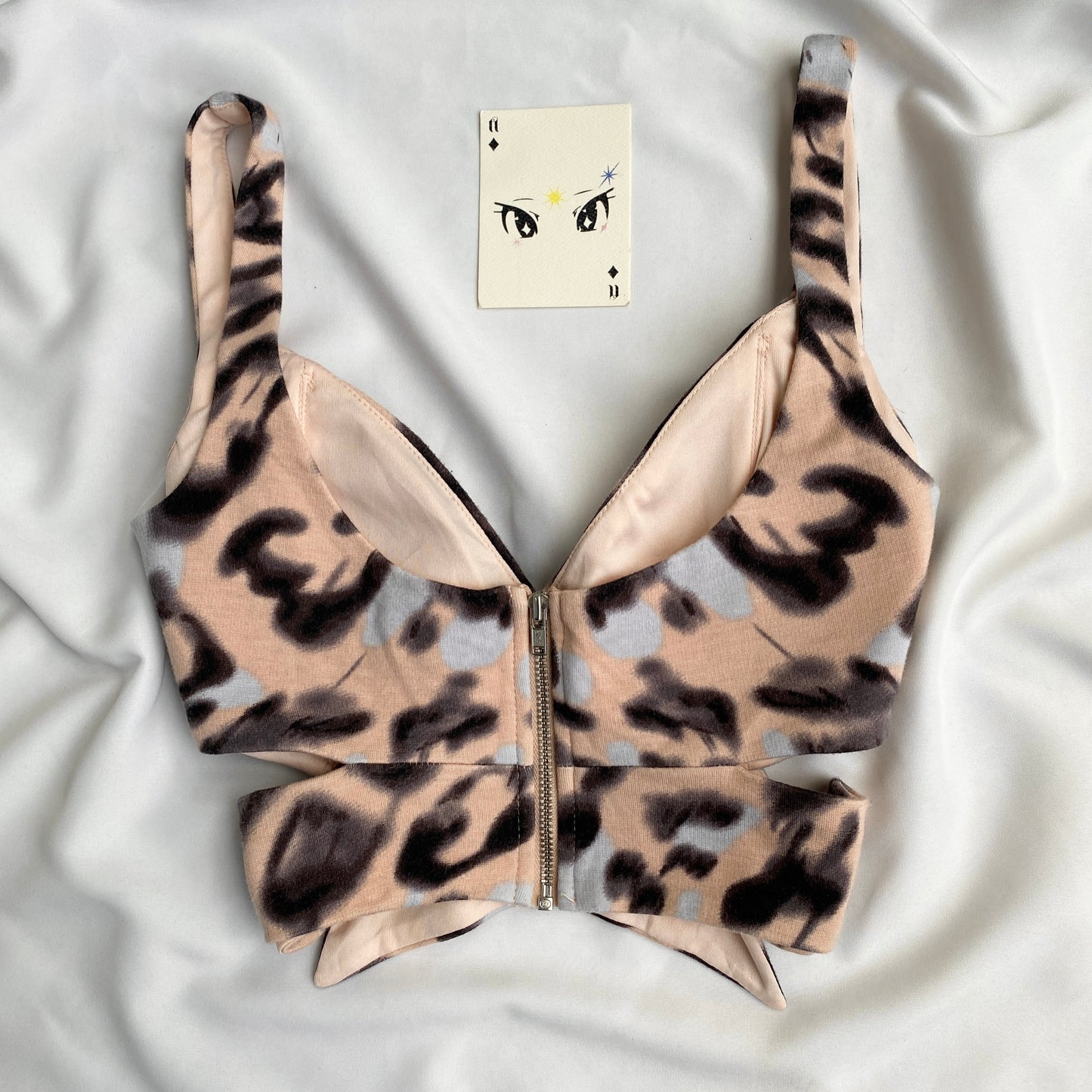 CUT OUT BUSTIER TOP (Bust : 30-34, Upper Waist : 23-28)