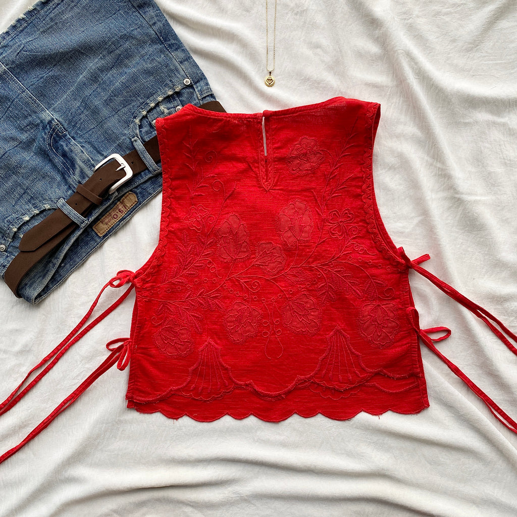 RED TOP FROM FREE PEOPLE (Bust : 30-32, Upper Waist : 24-28)