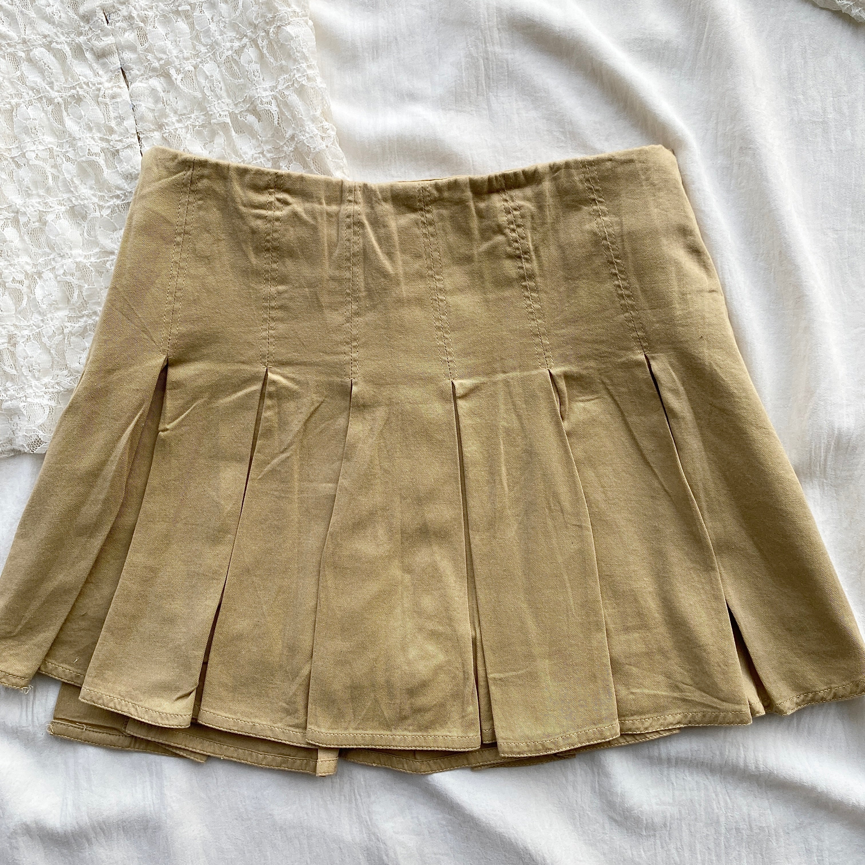 KHAKI PLEATED SKIRT FROM URBAN OUTFITTERS (Sizes available)