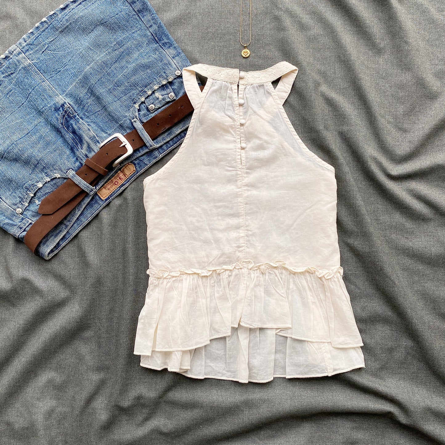 EYELET TOP FROM AMERICAN EAGLE (Two sizes)