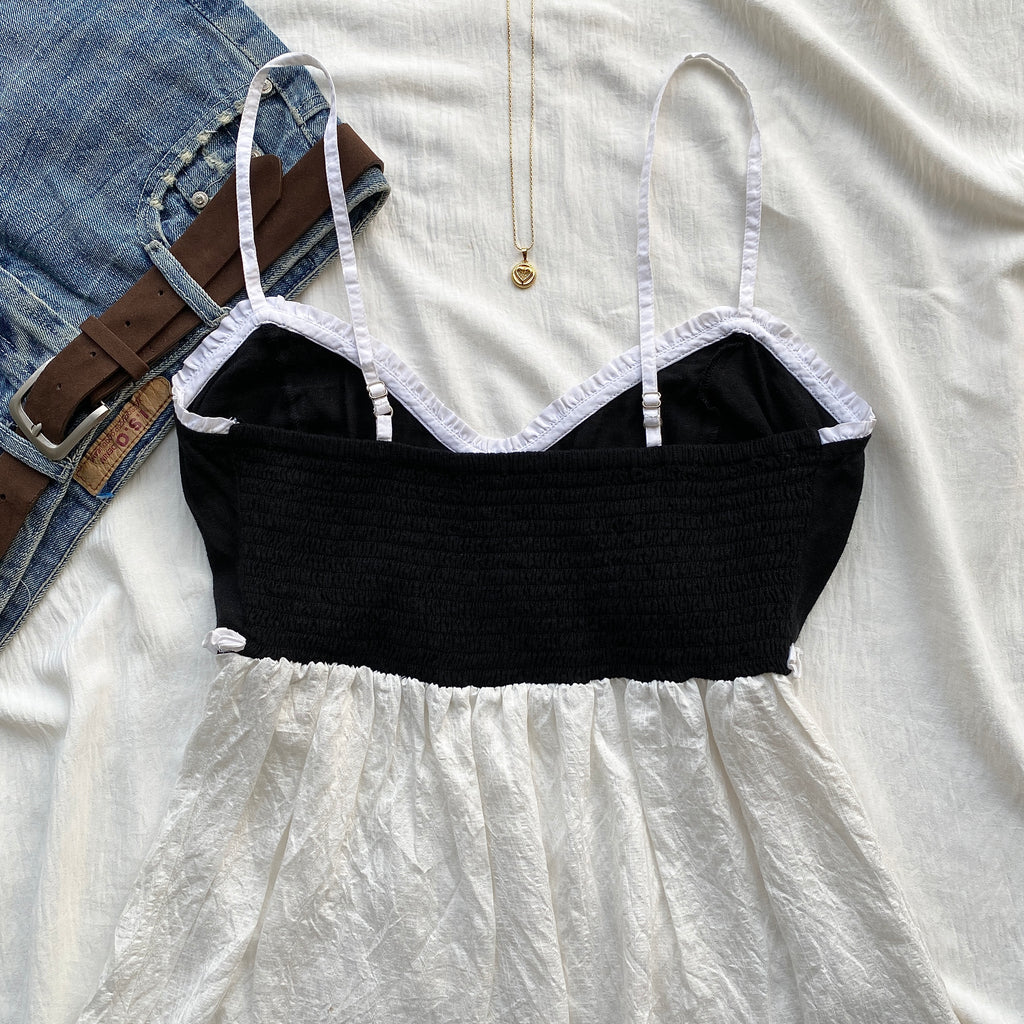 B/W TOP (Bust : 34-36, Upper Waist : 28-34)