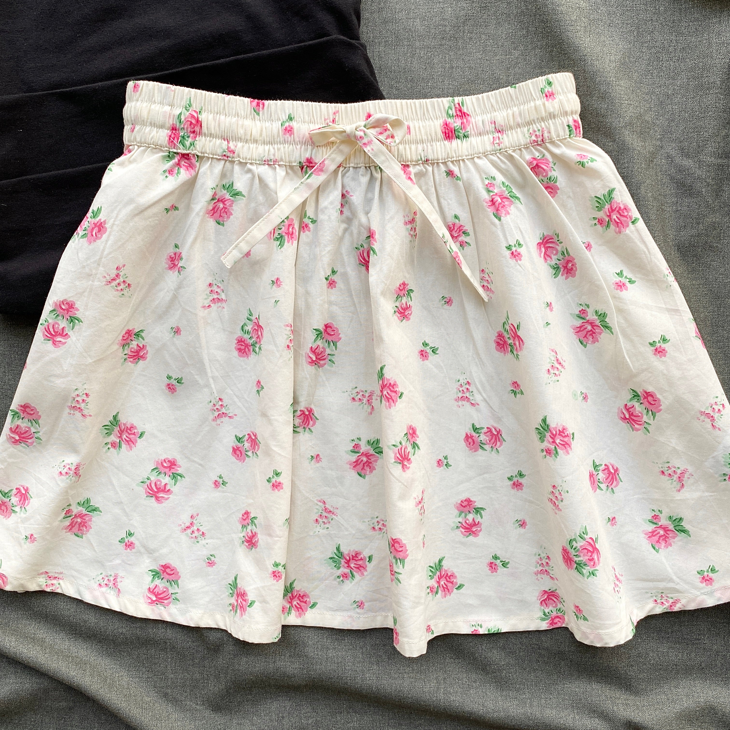 FLORA SKIRT (Waist : 28-32)