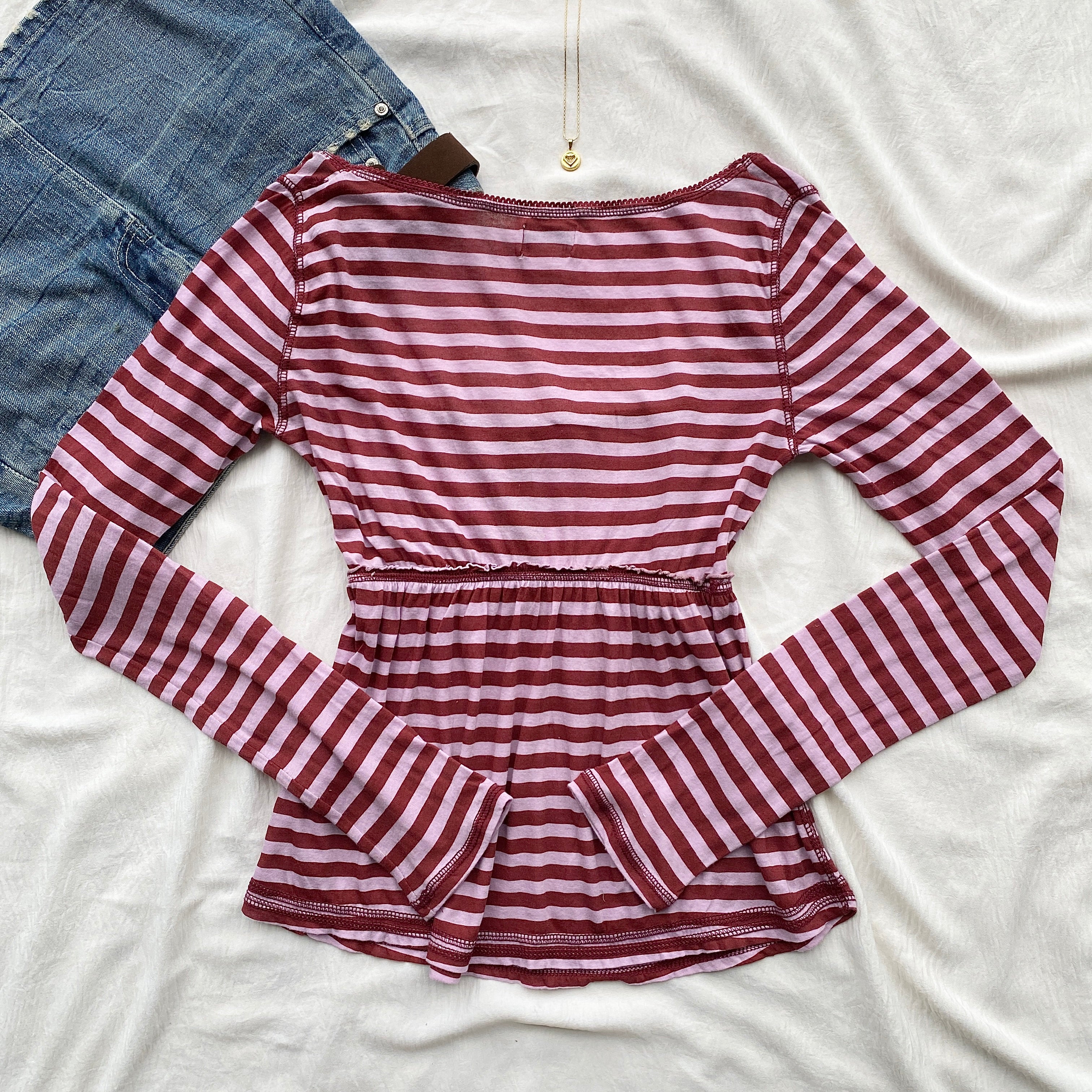 PINK HENLEY TOP FROM URBAN OUTFITTERS (Bust : 32-34, Upper Waist : 26-34)