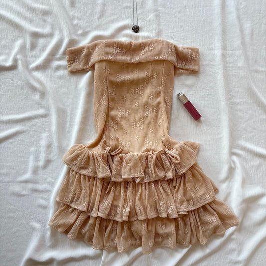 OFF SHOULDER DRESS IN BEIGE (Bust : 28-32, Upper Waist : 22-28)