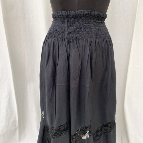 BLACK BOHO SKIRT (Waist : 34-40)